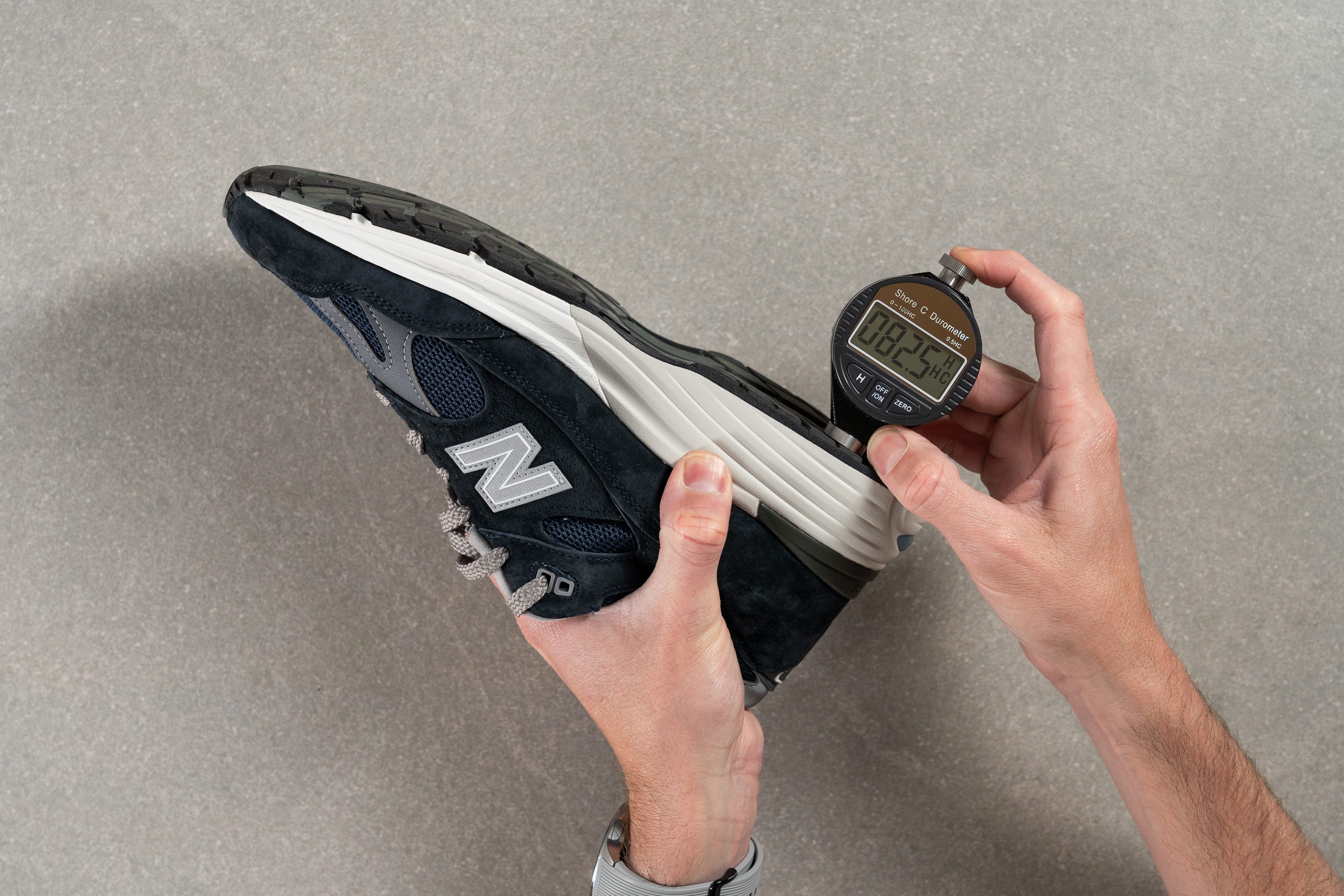 New Balance 991 v2 Outsole hardness-1