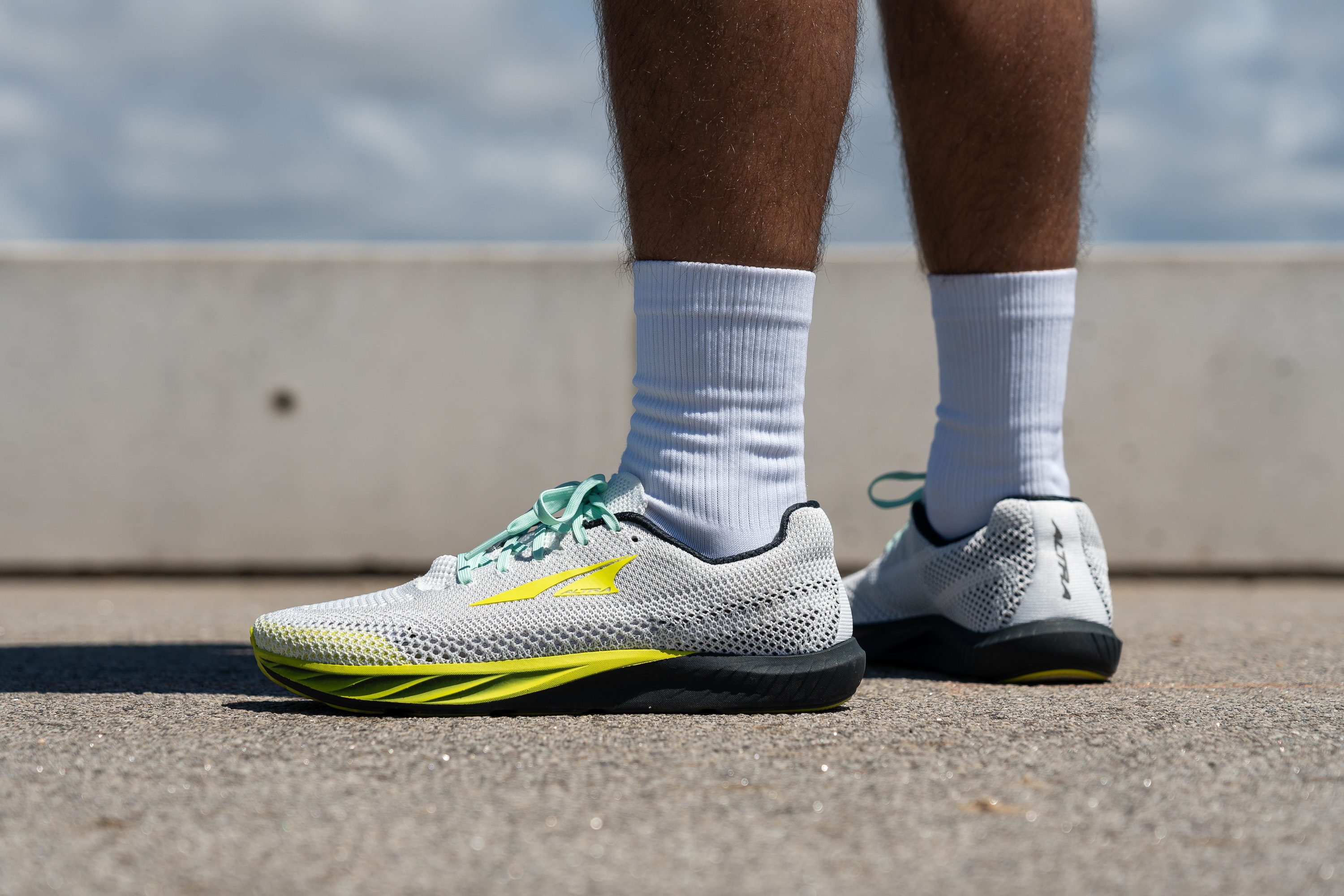 Cut in half: Altra Escalante Racer 2 Review (2024) | RunRepeat