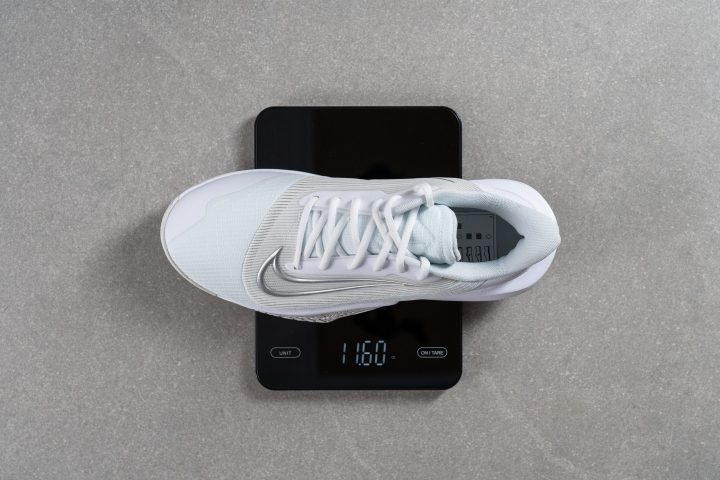 Peso de Nike Precision 7