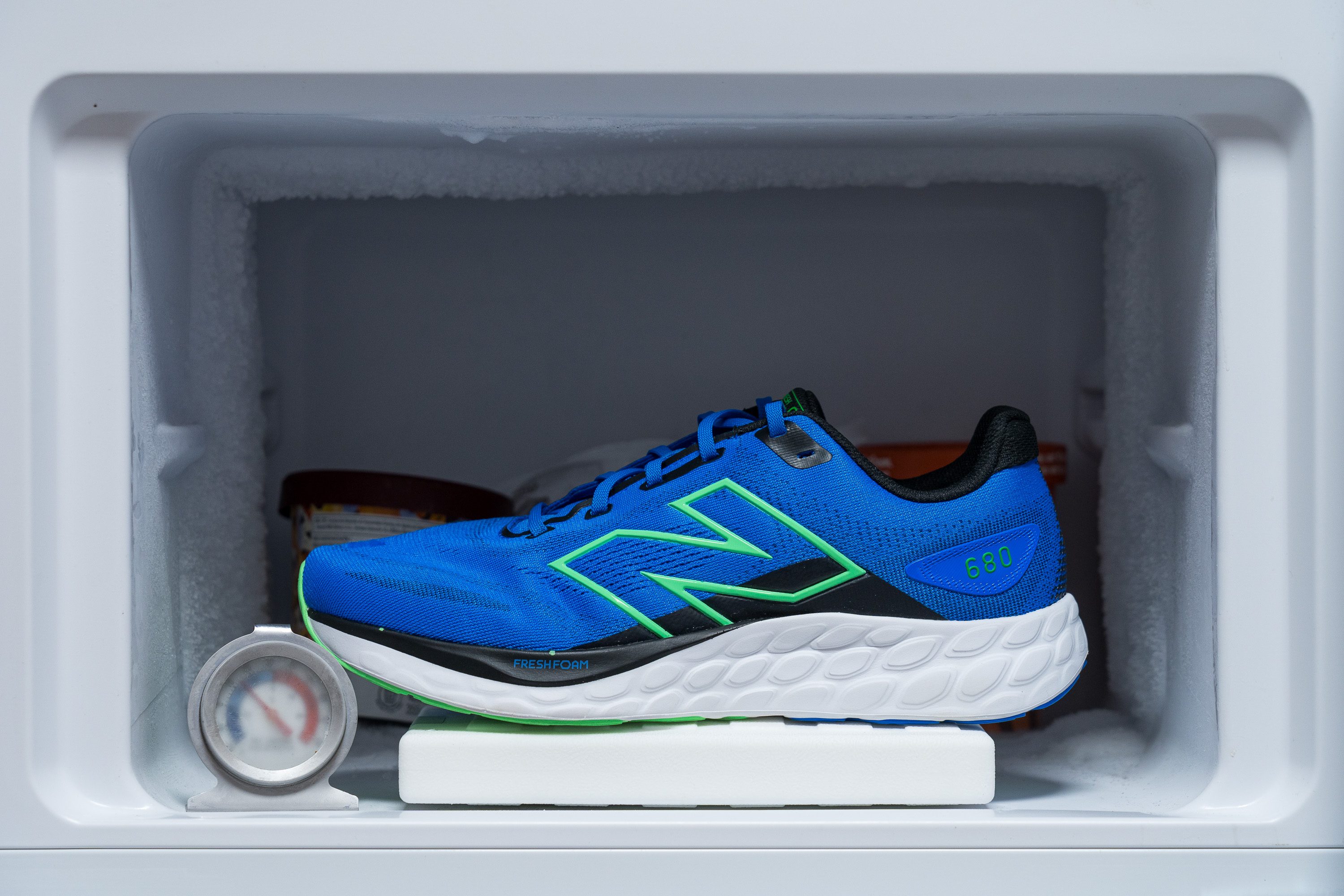 New Balance Fresh Foam 680 v8 Difference in midsole softness in cold