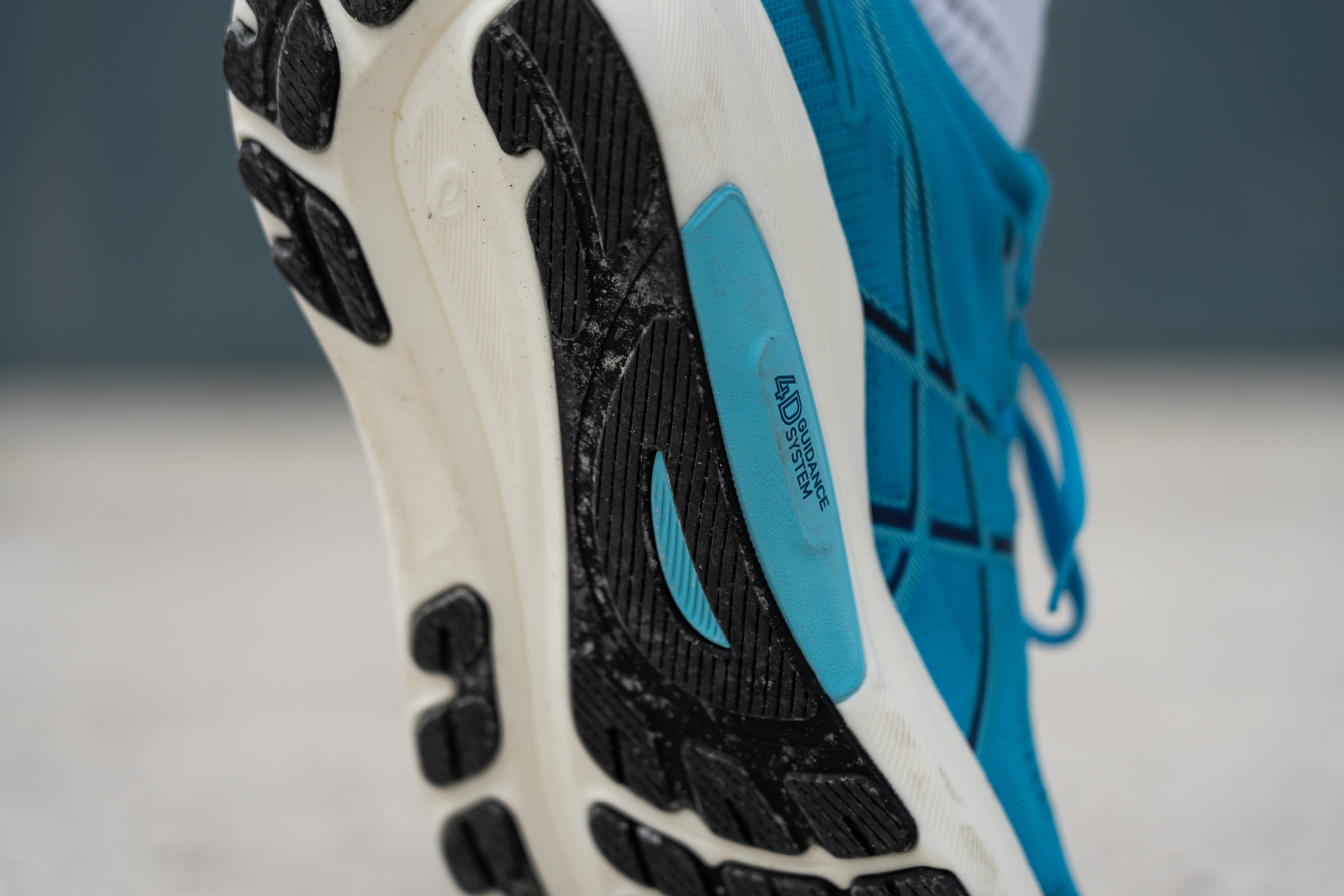 Cut in half ASICS Gel Kayano 31 Review 2024 RunRepeat