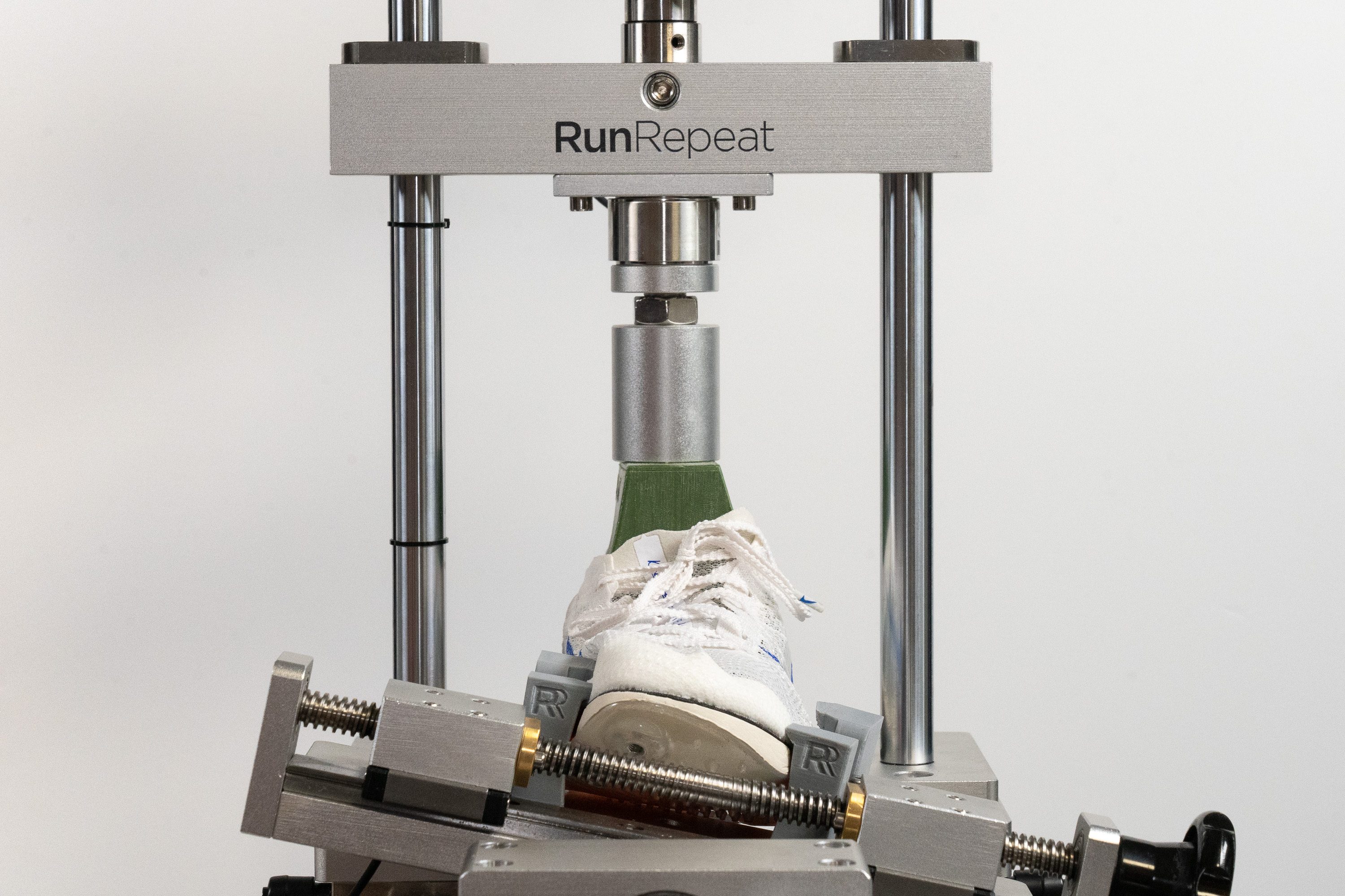 Nike Victory 2 Torsional rigidity