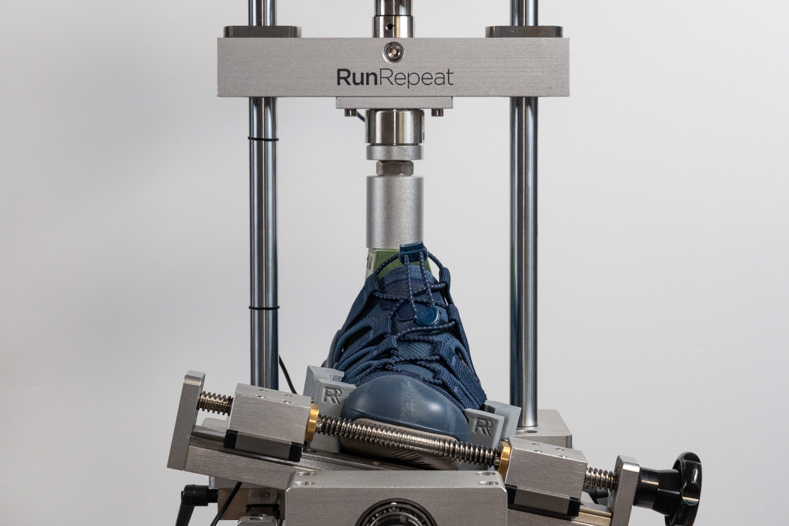 KEEN Hyperport H2 Torsional rigidity