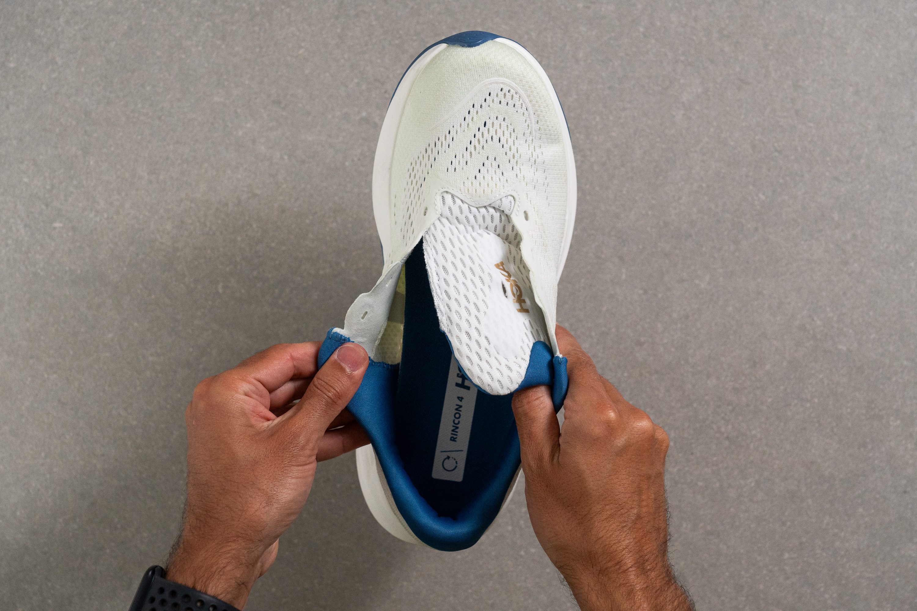 Hoka Rincon 4 Tongue: gusset type