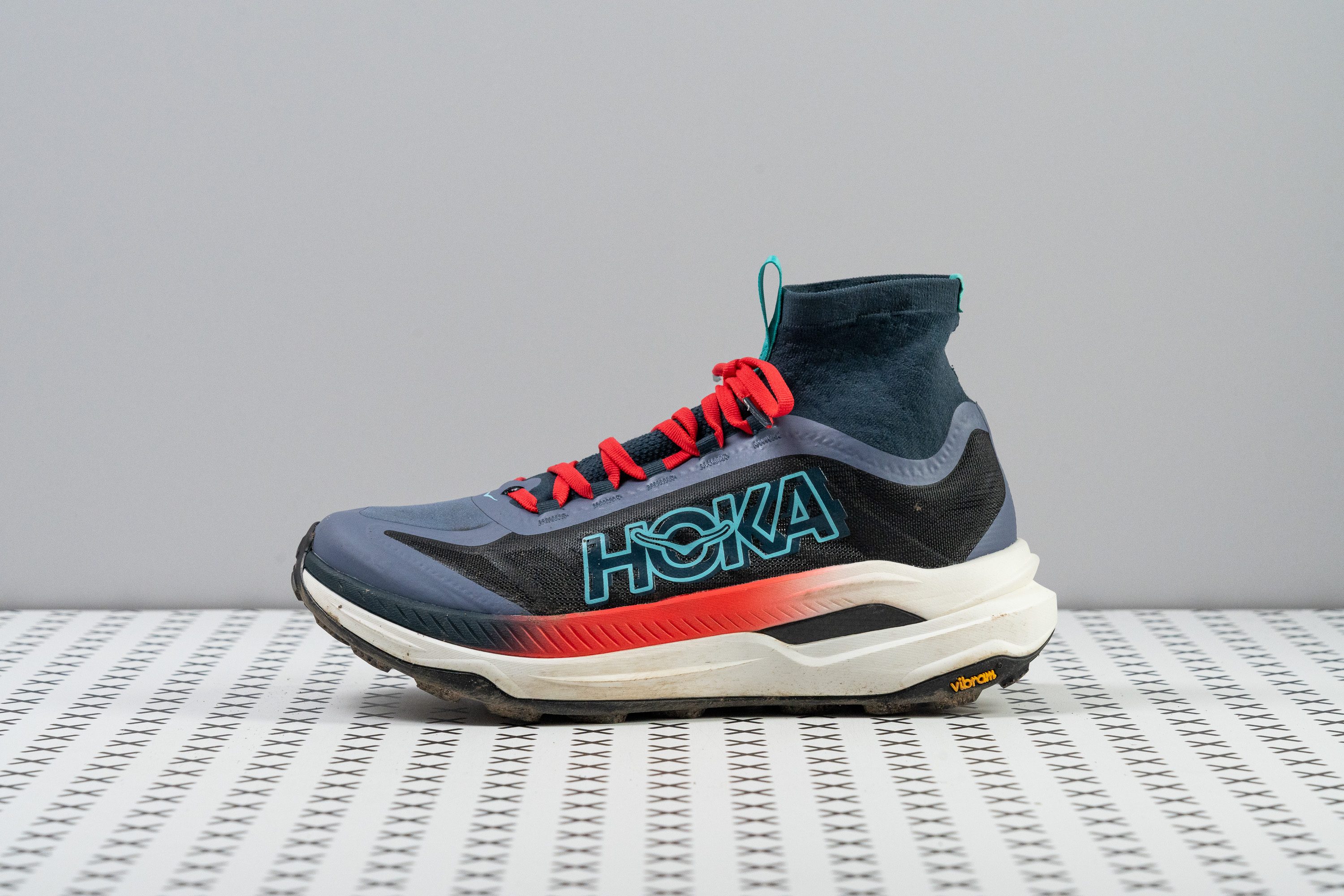 Hoka Tecton X 3 side