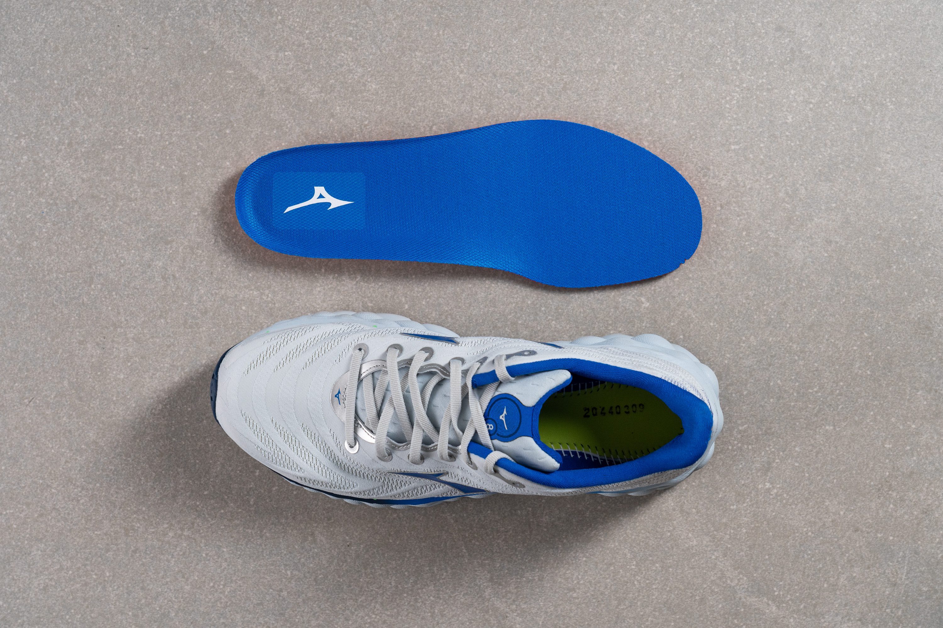 Mizuno Wave Sky 8 Removable insole