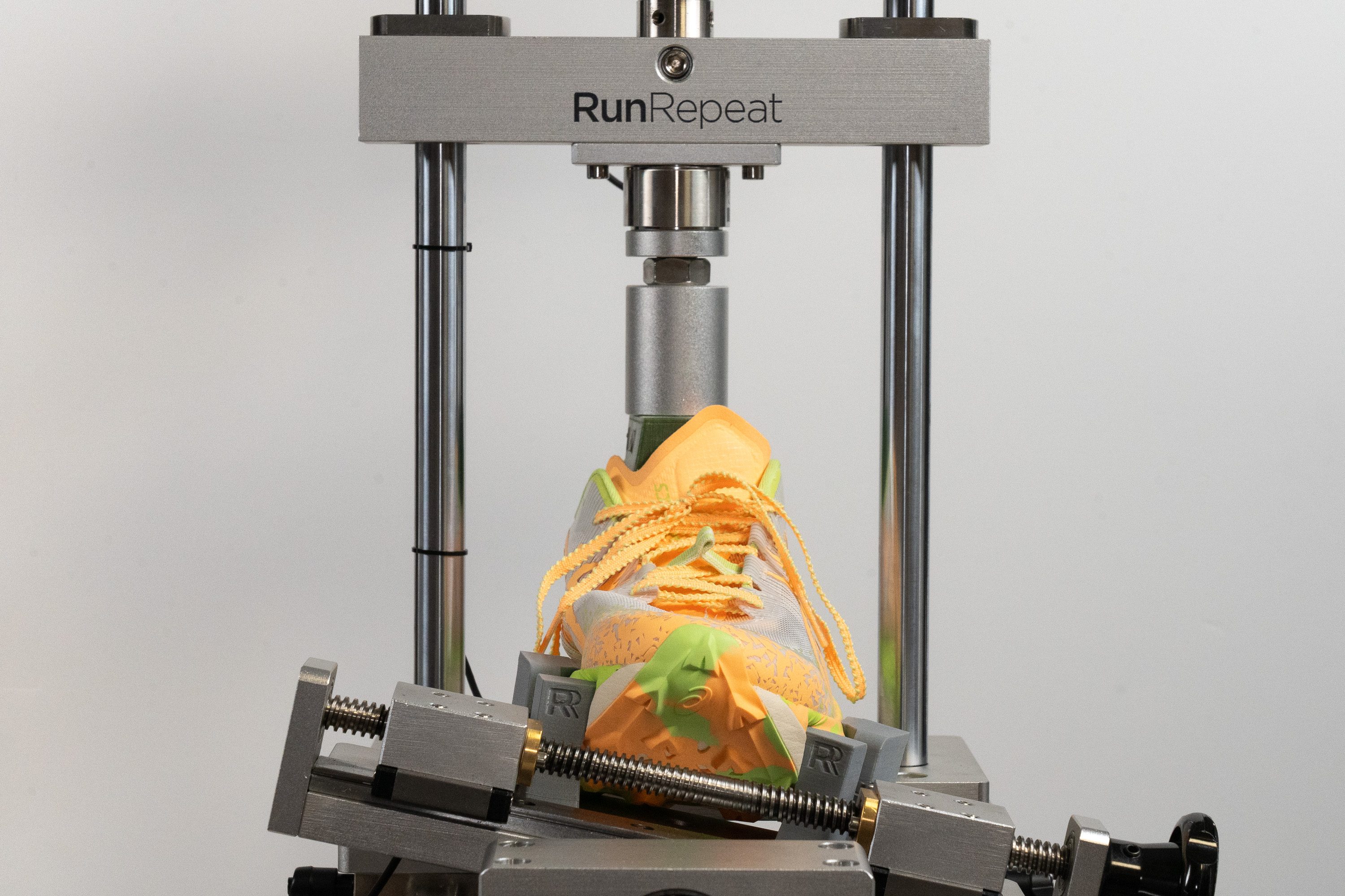 ASICS Metafuji Trail Torsional rigidity