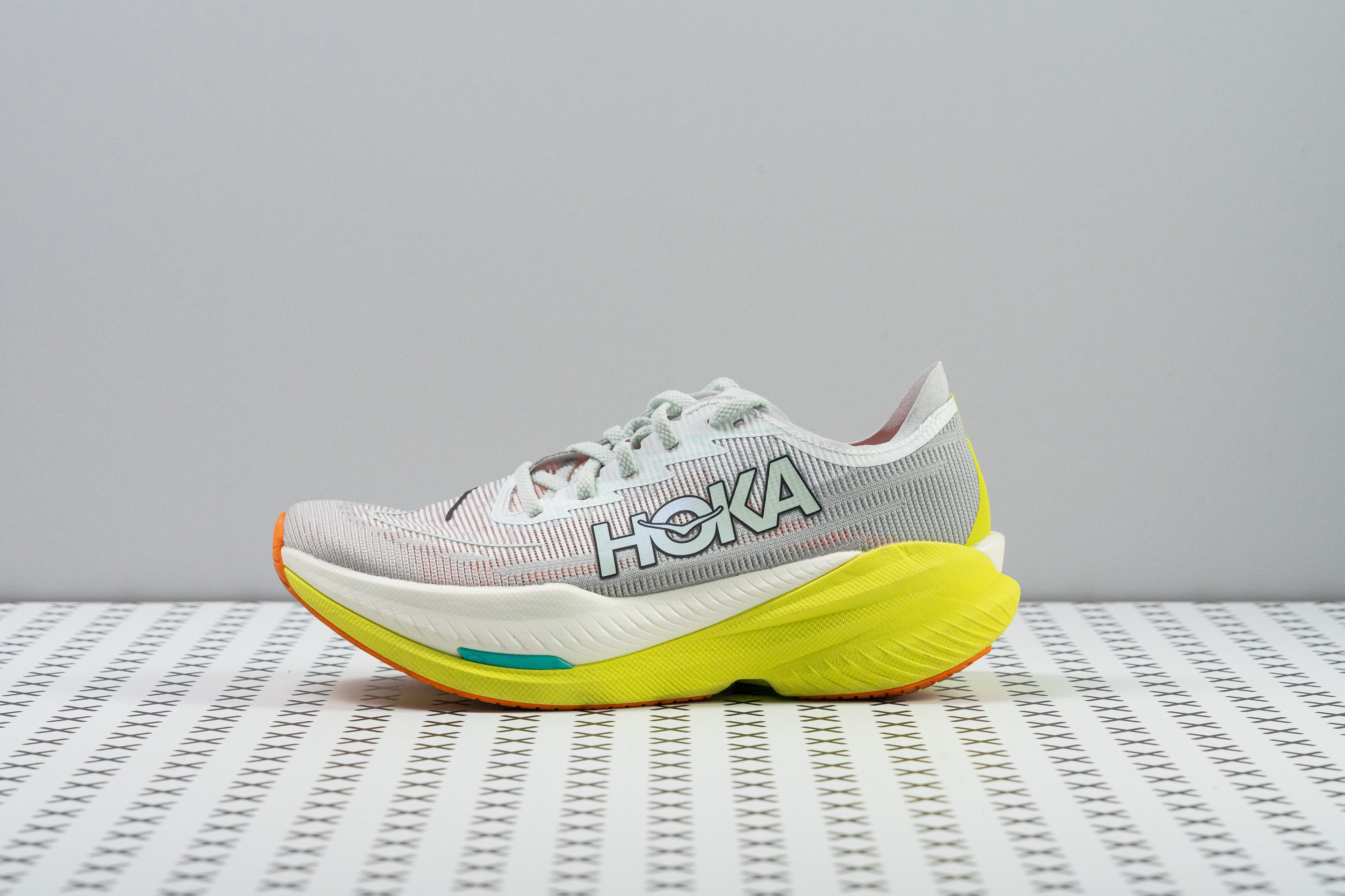 Hoka Mach X 2 side