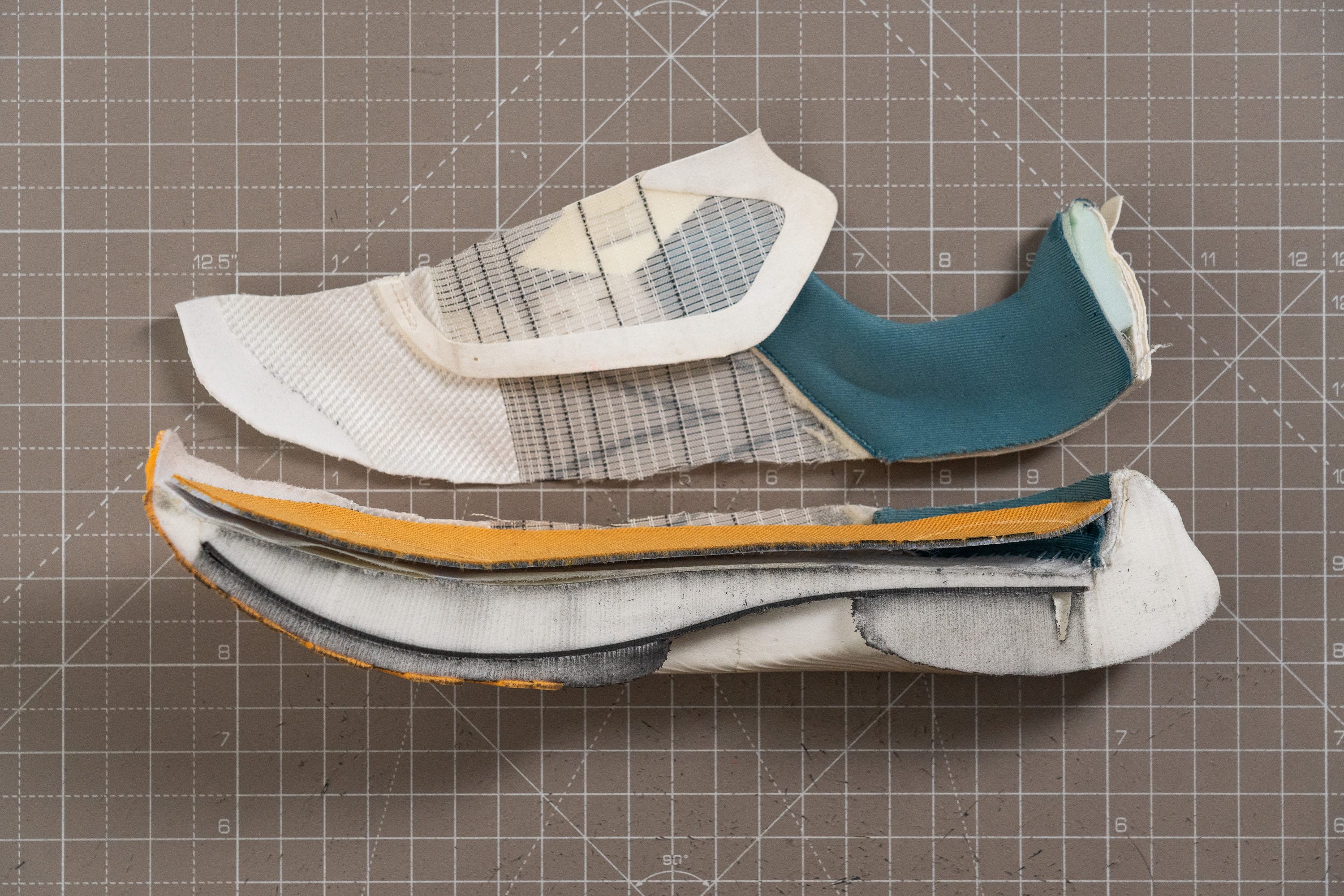 Diadora Gara Carbon Drop