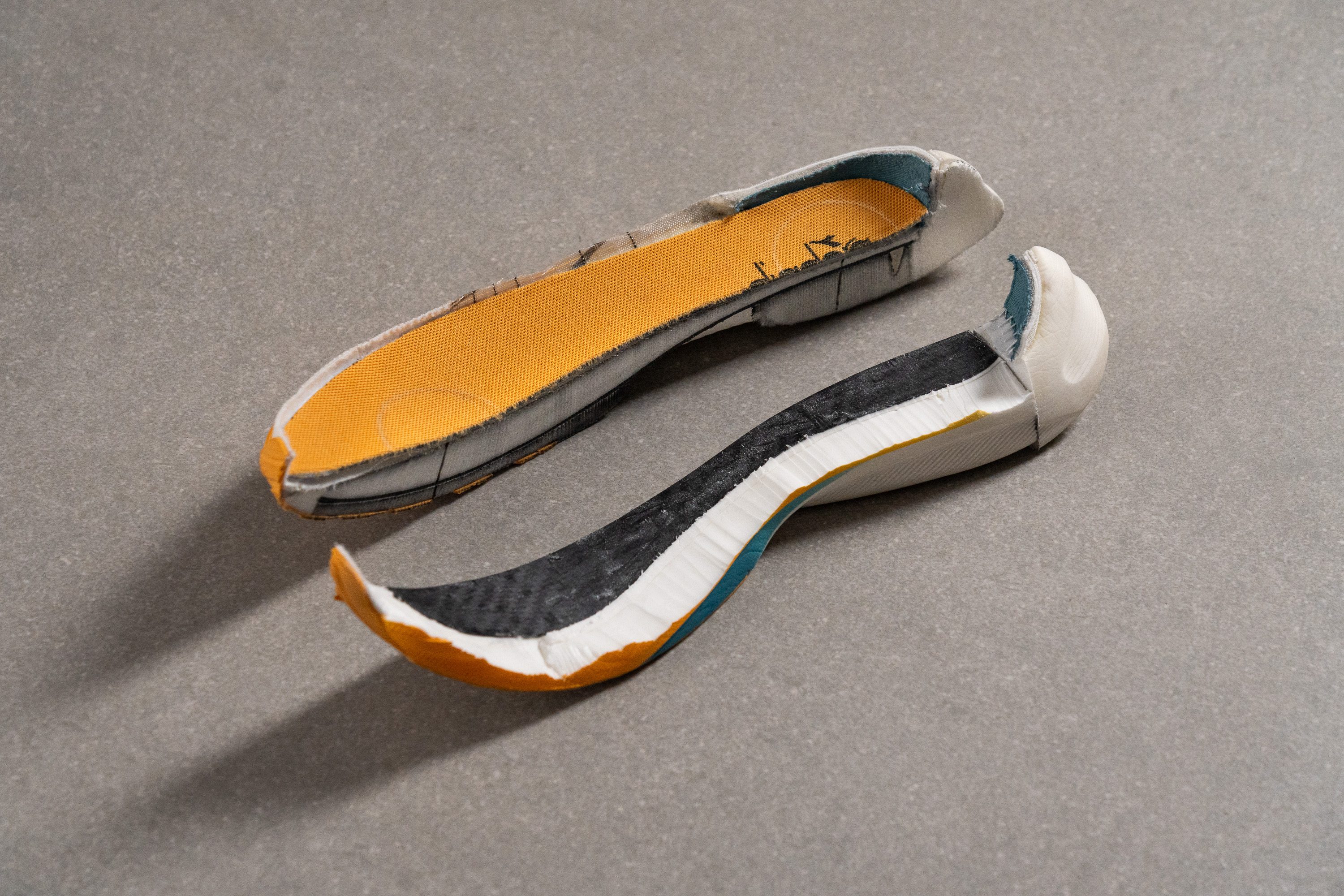 Diadora Gara Carbon Plate