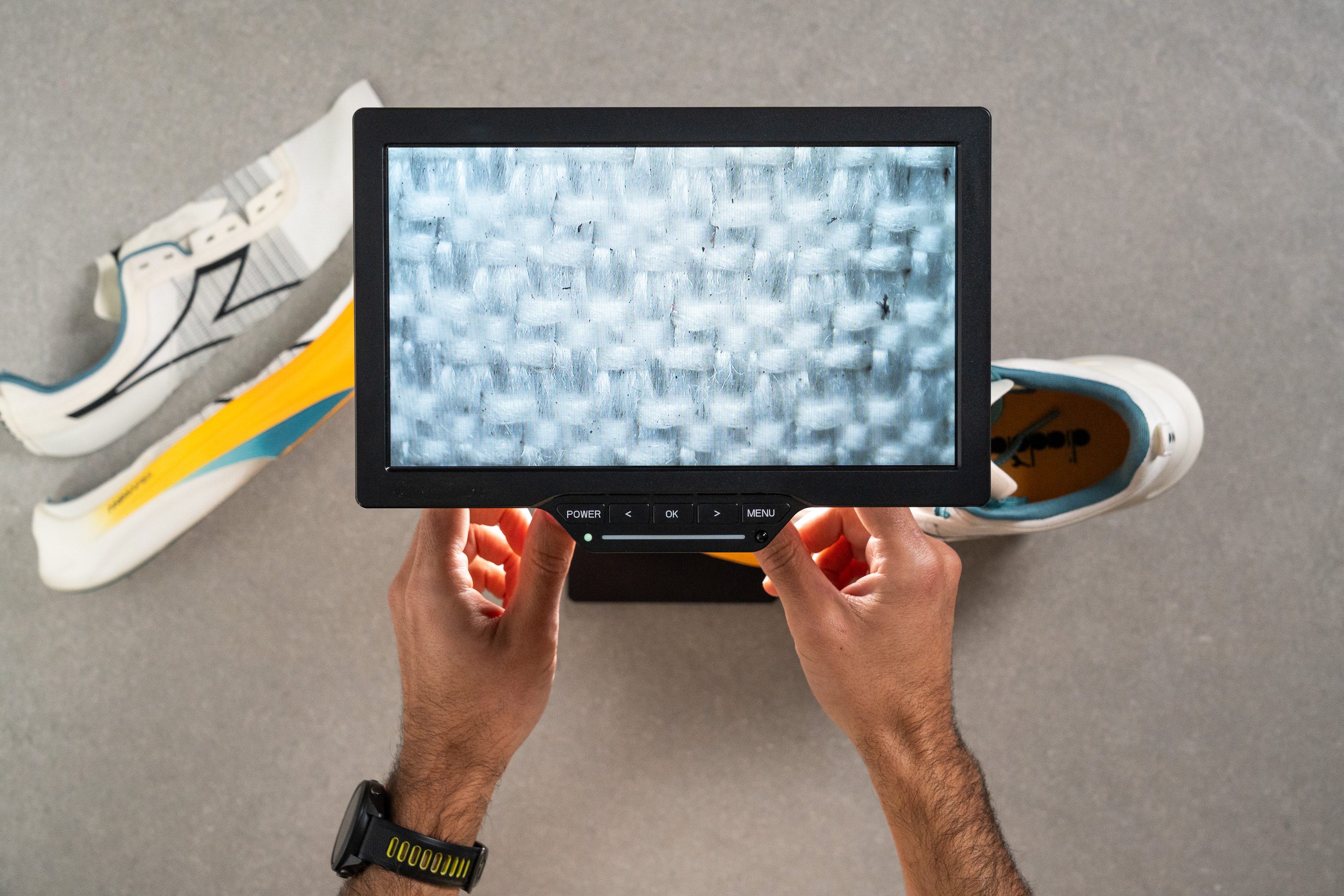 Diadora Gara Carbon upper microscope