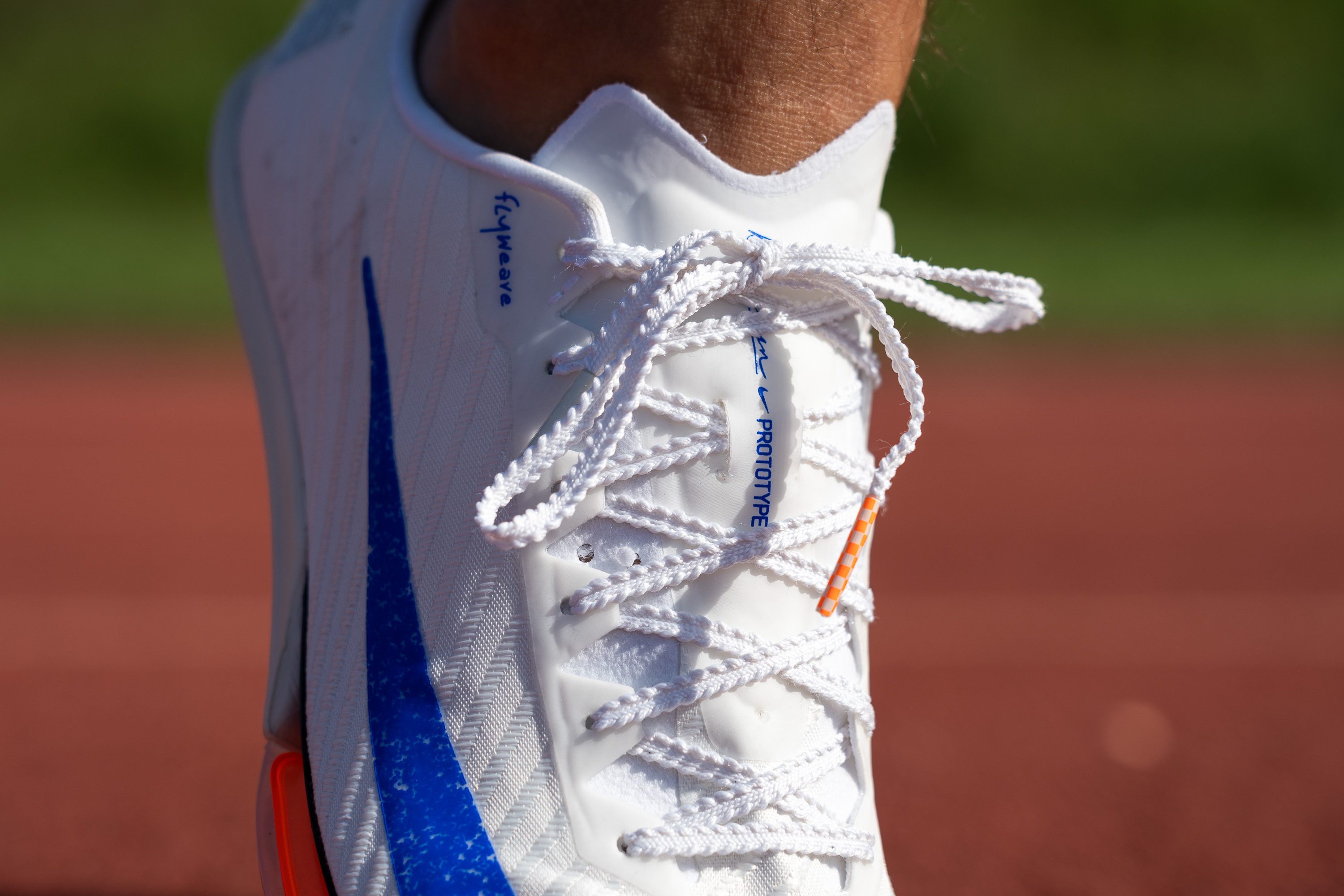 Nike Maxfly 2 laces