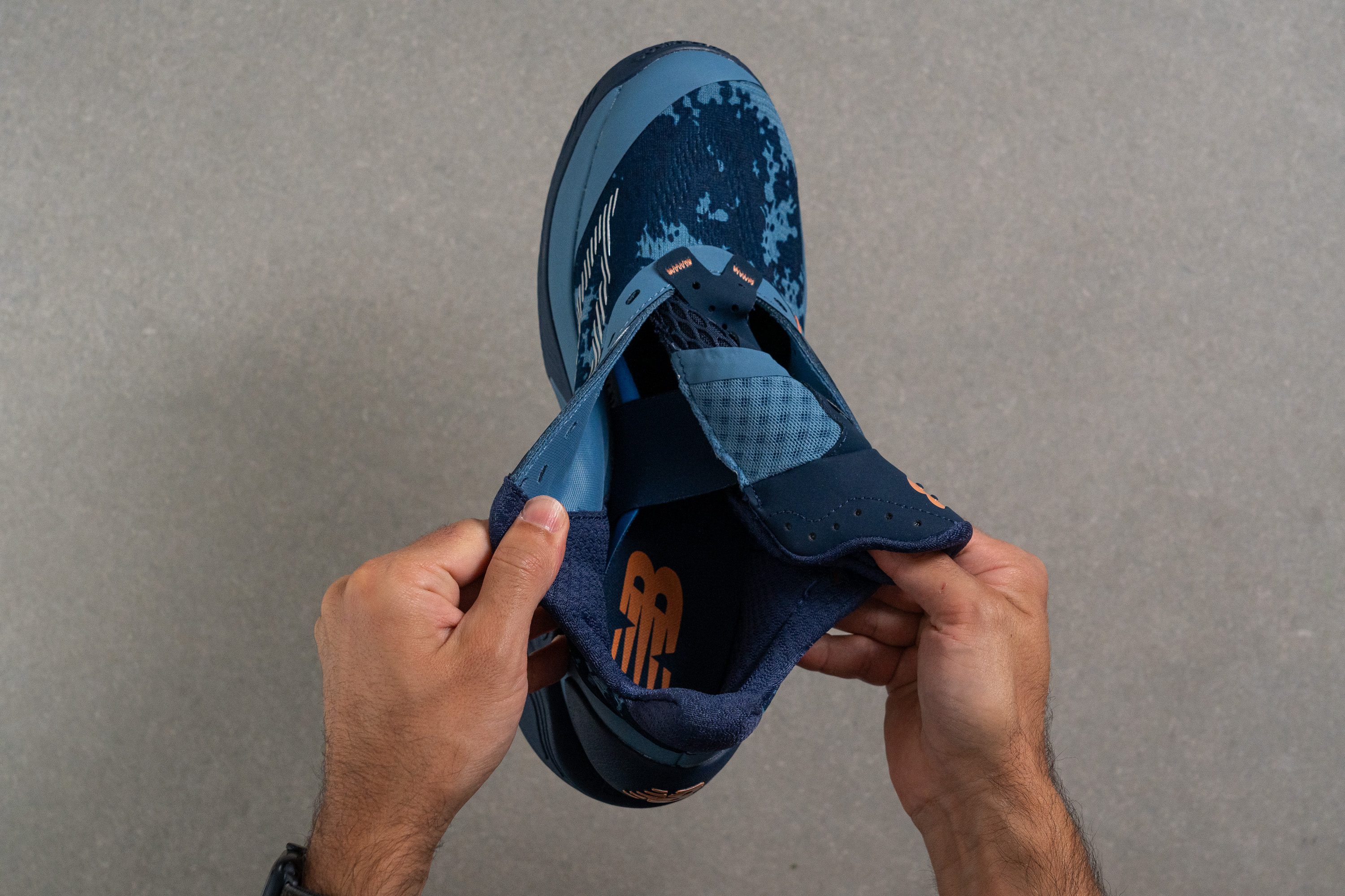 New Balance TWO WXY V5 Tongue: gusset type-1