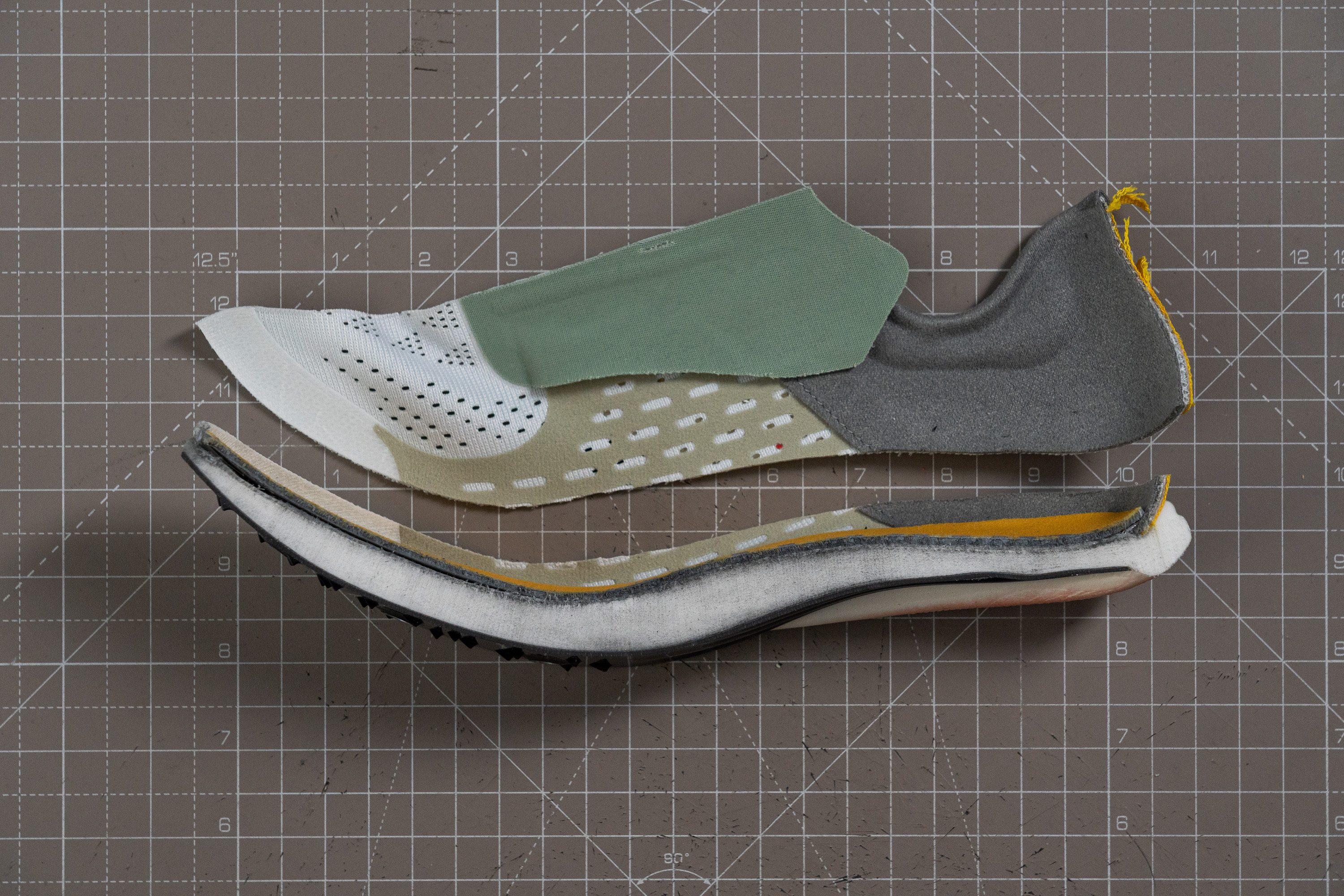 New Balance FuelCell SuperComp MD-X v3 Drop