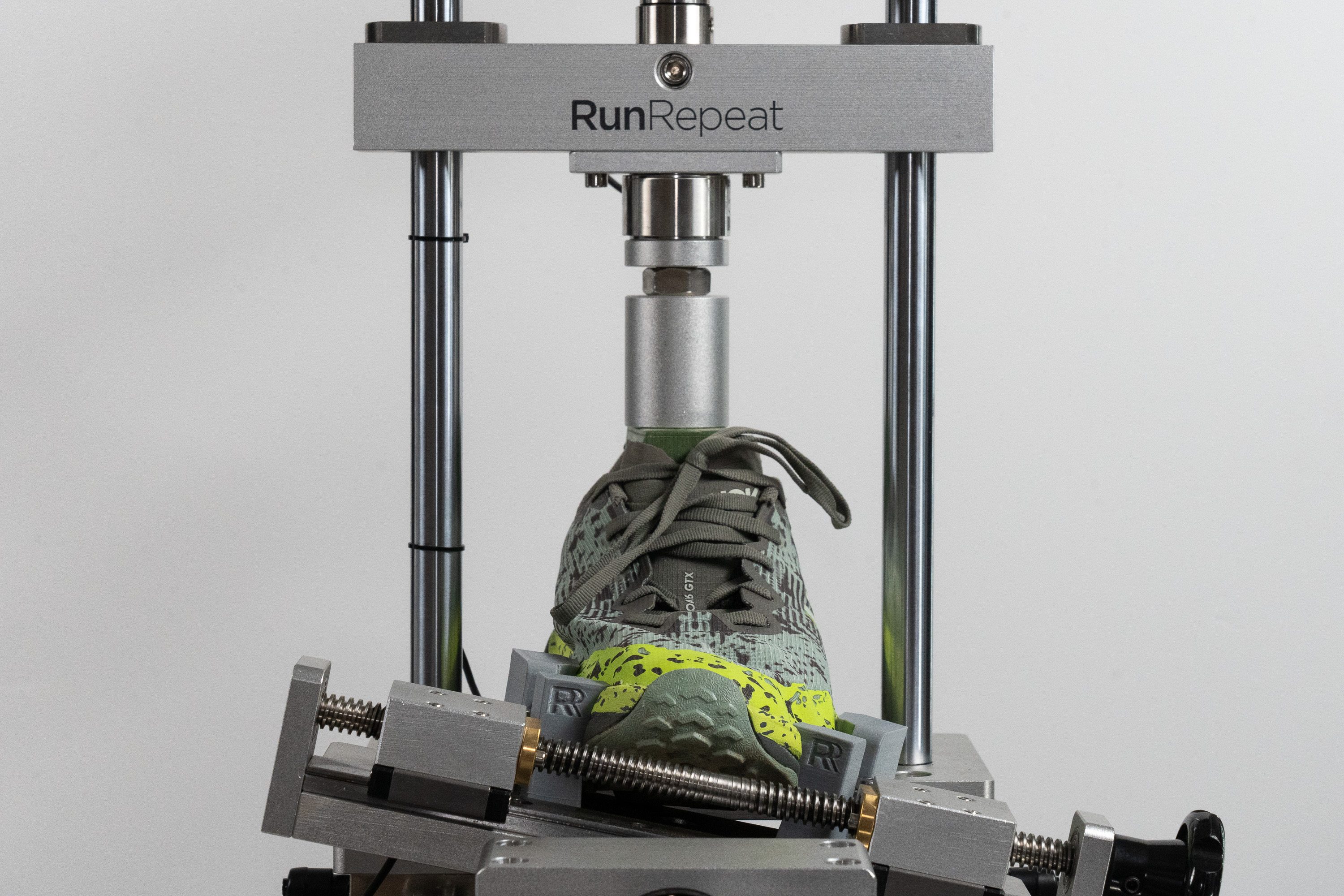 Hoka Speedgoat 6 GTX Torsional rigidity