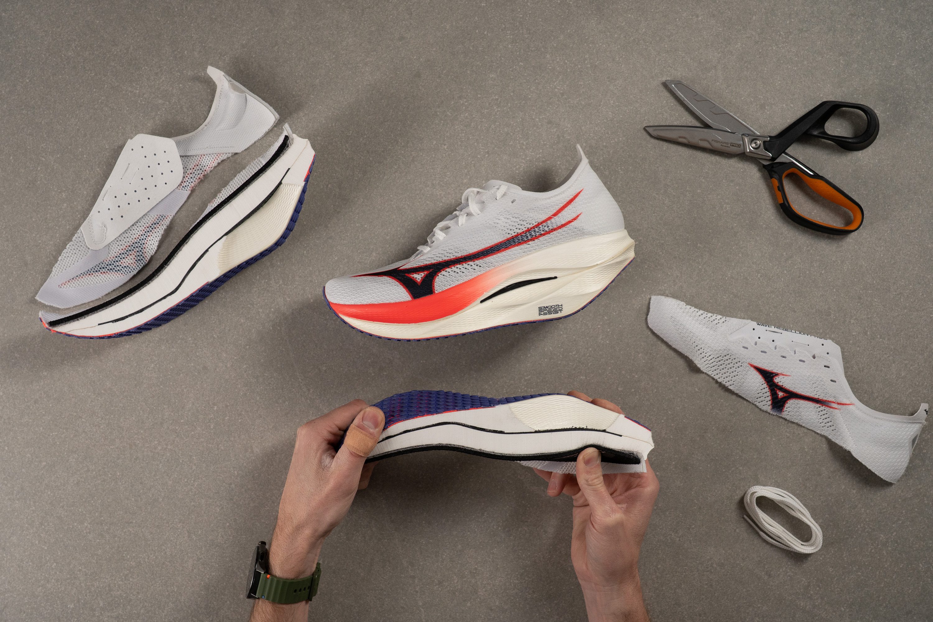 Mizuno Wave Rebellion Pro 3 cut