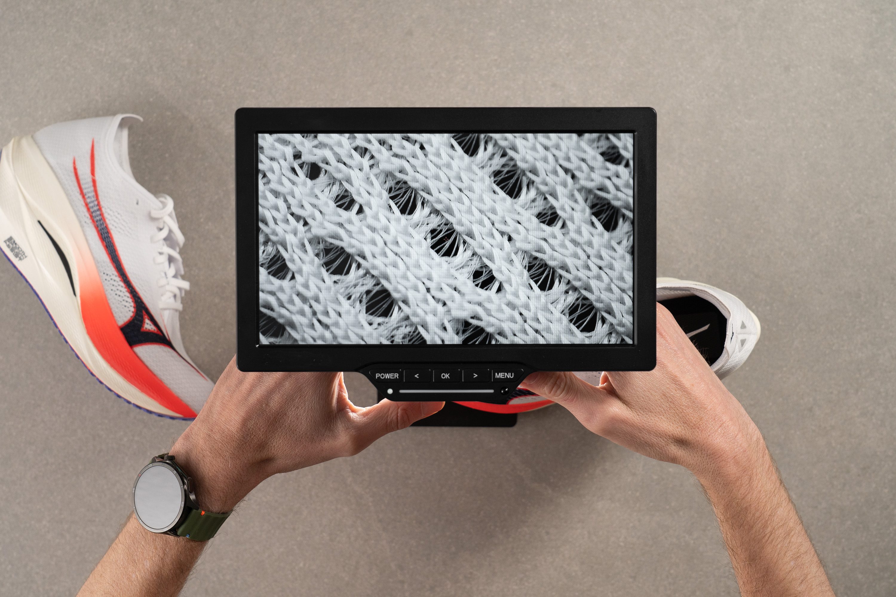 Mizuno Wave Rebellion Pro 3 microscope