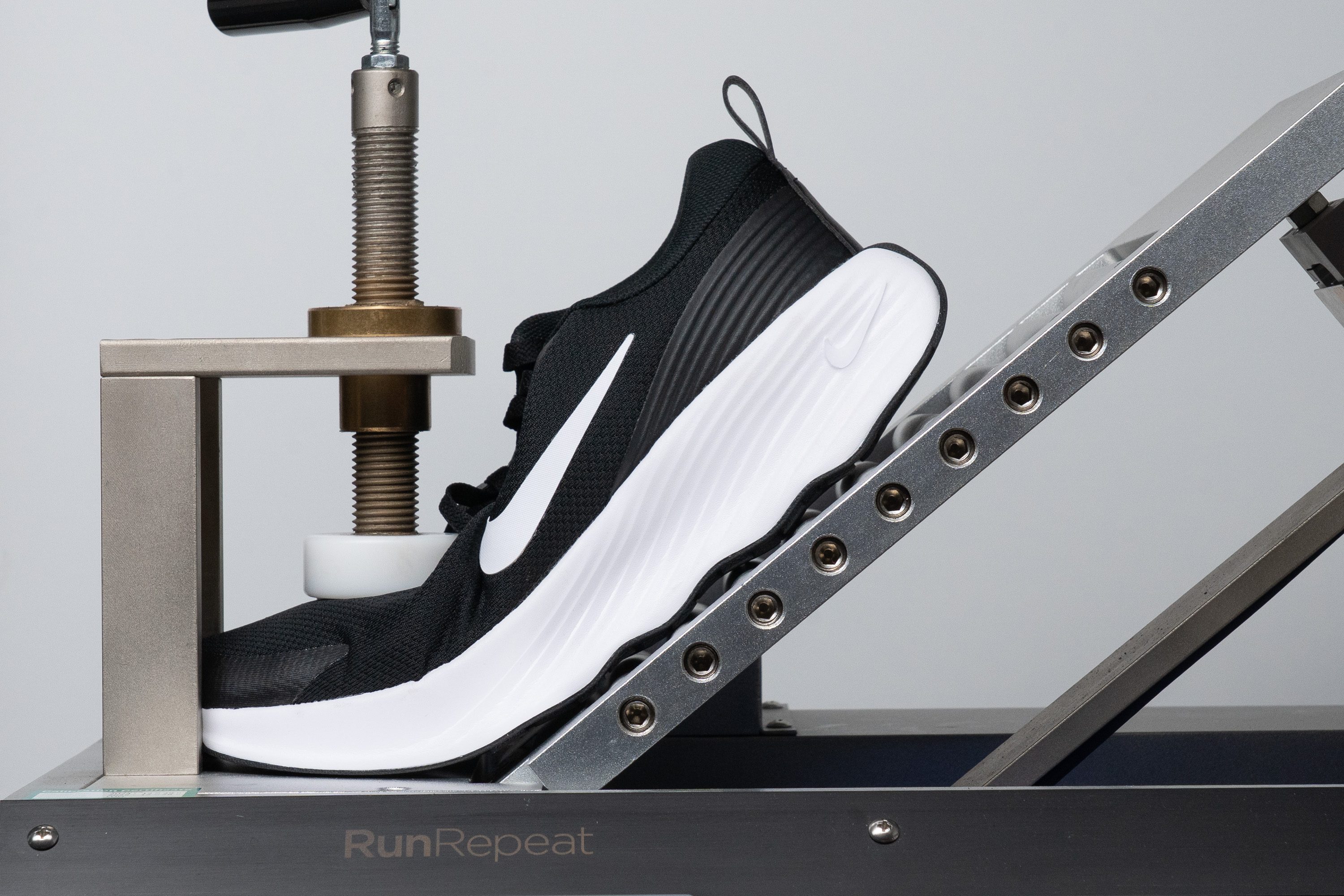 Nike Promina Flexibility / Stiffness