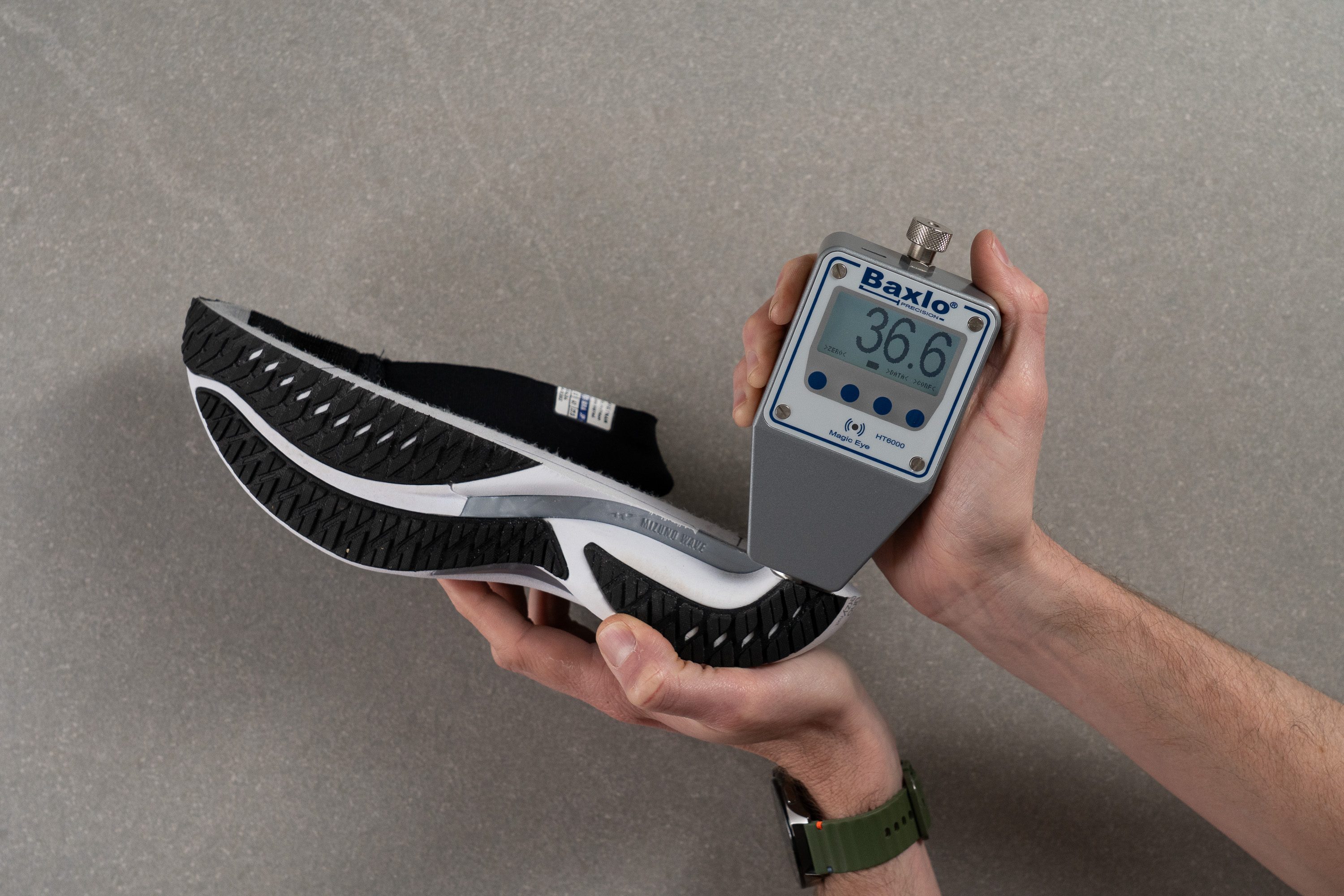 Mizuno Wave Rider 28 Secondary foam softness