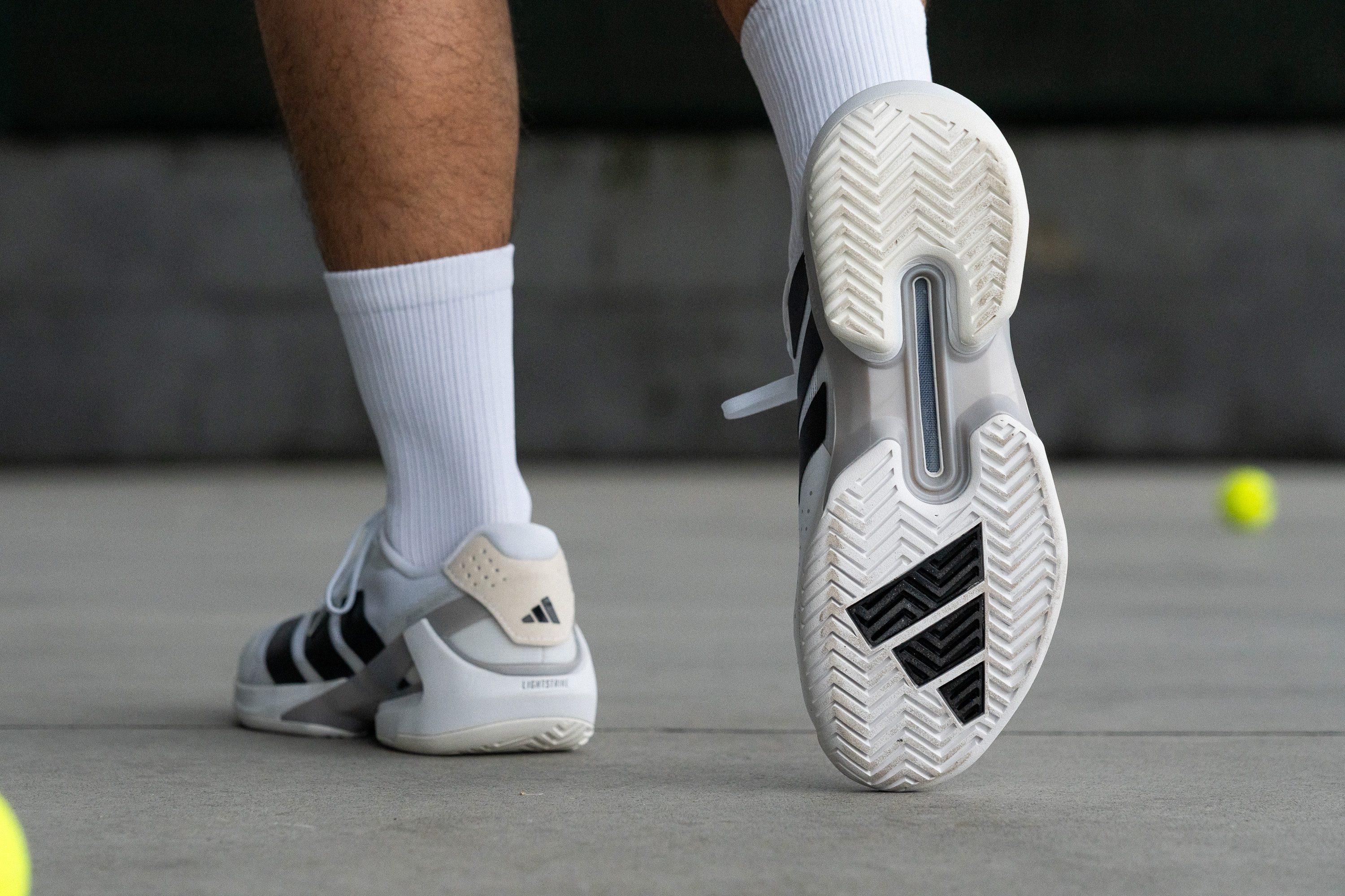 Adidas Adizero Ubersonic 5 Outsole design