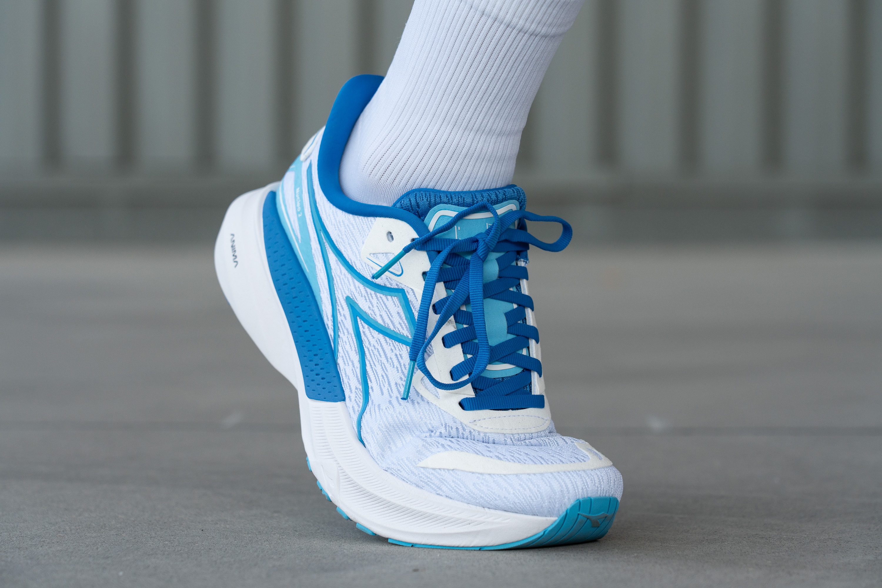 Diadora Nucleo 2 lacing