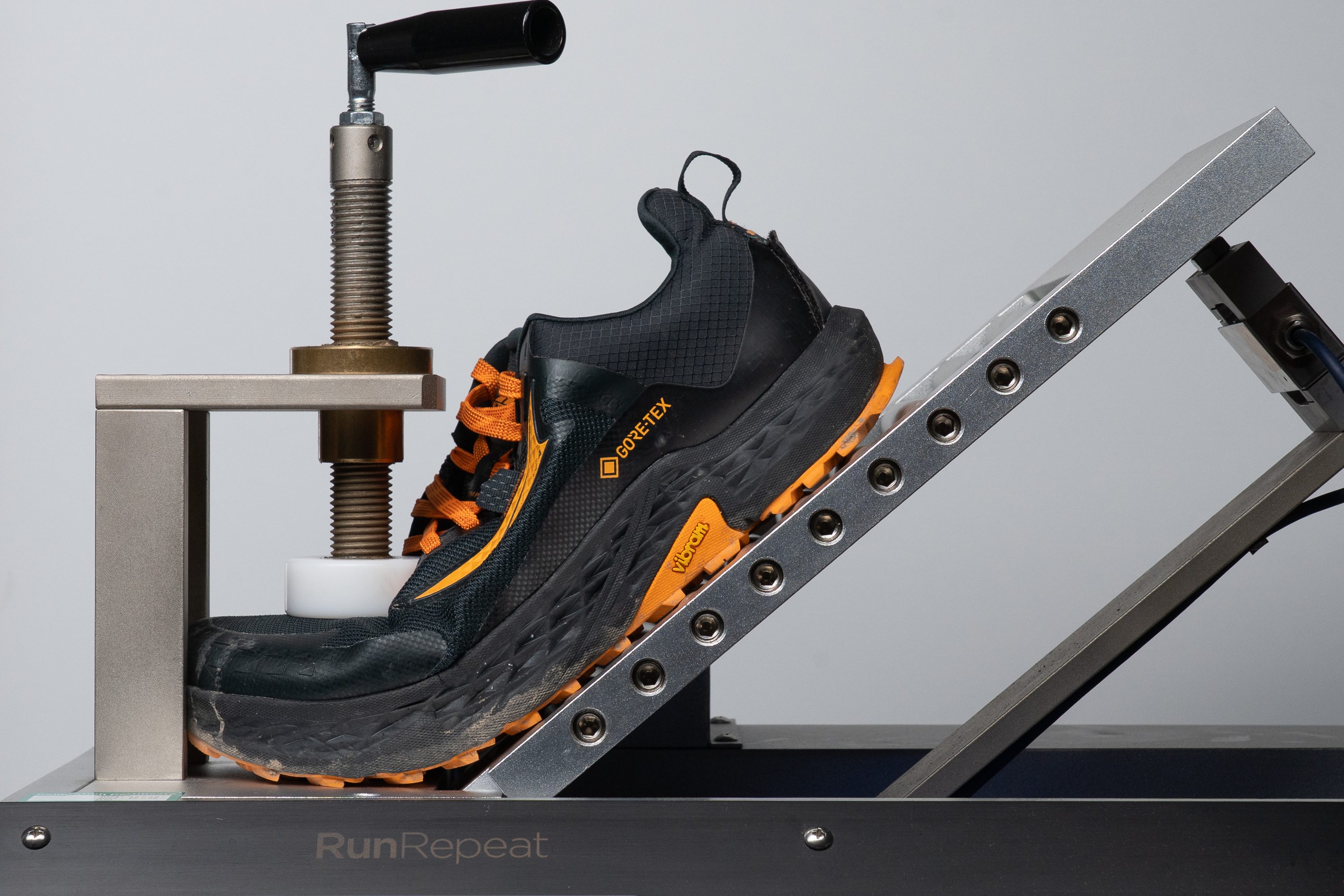 Altra Timp 5 GTX Flexibility / Stiffness