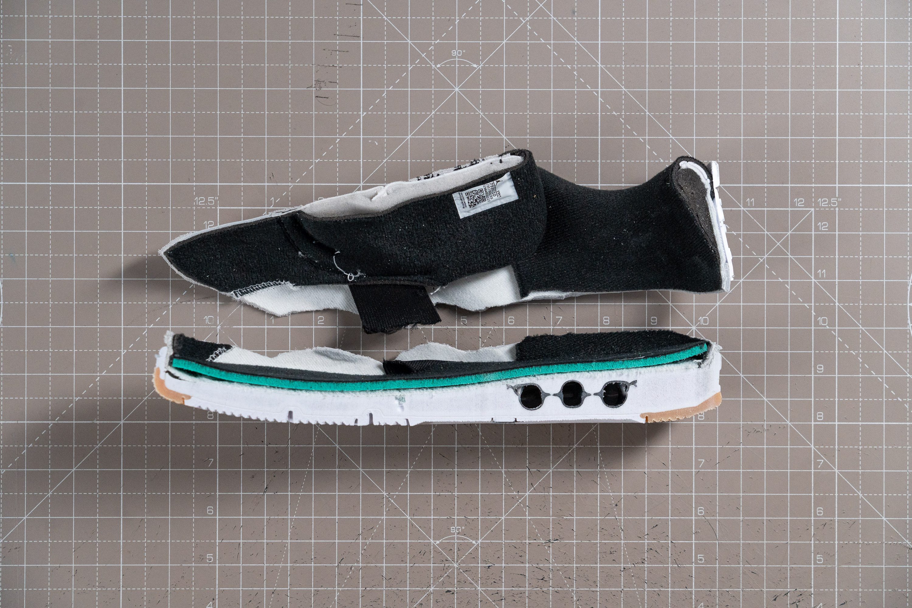 Air Jordan 4 RM Drop