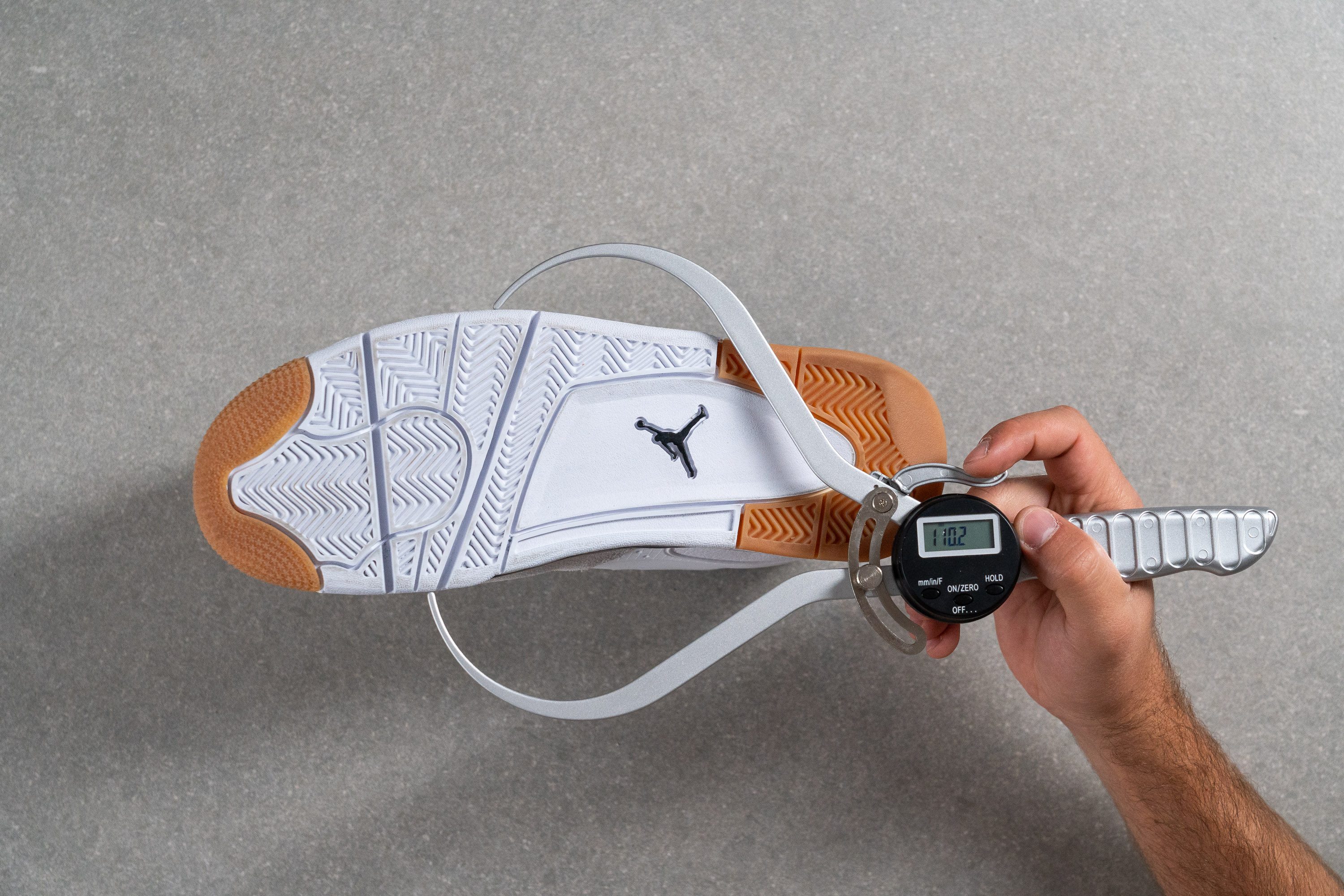Air Jordan 4 RM Midsole width - forefoot