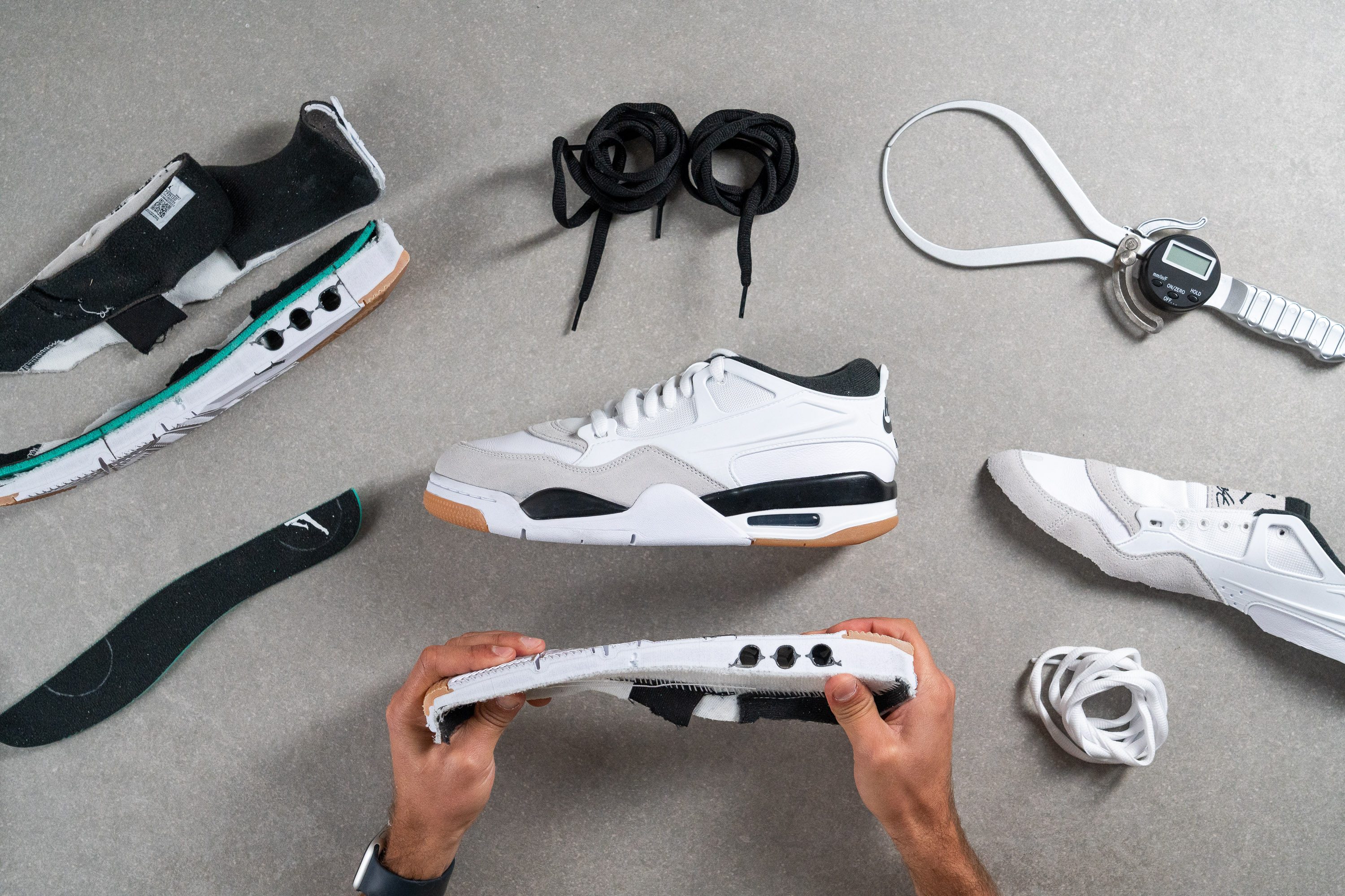 Air Jordan 4 RM_pieces