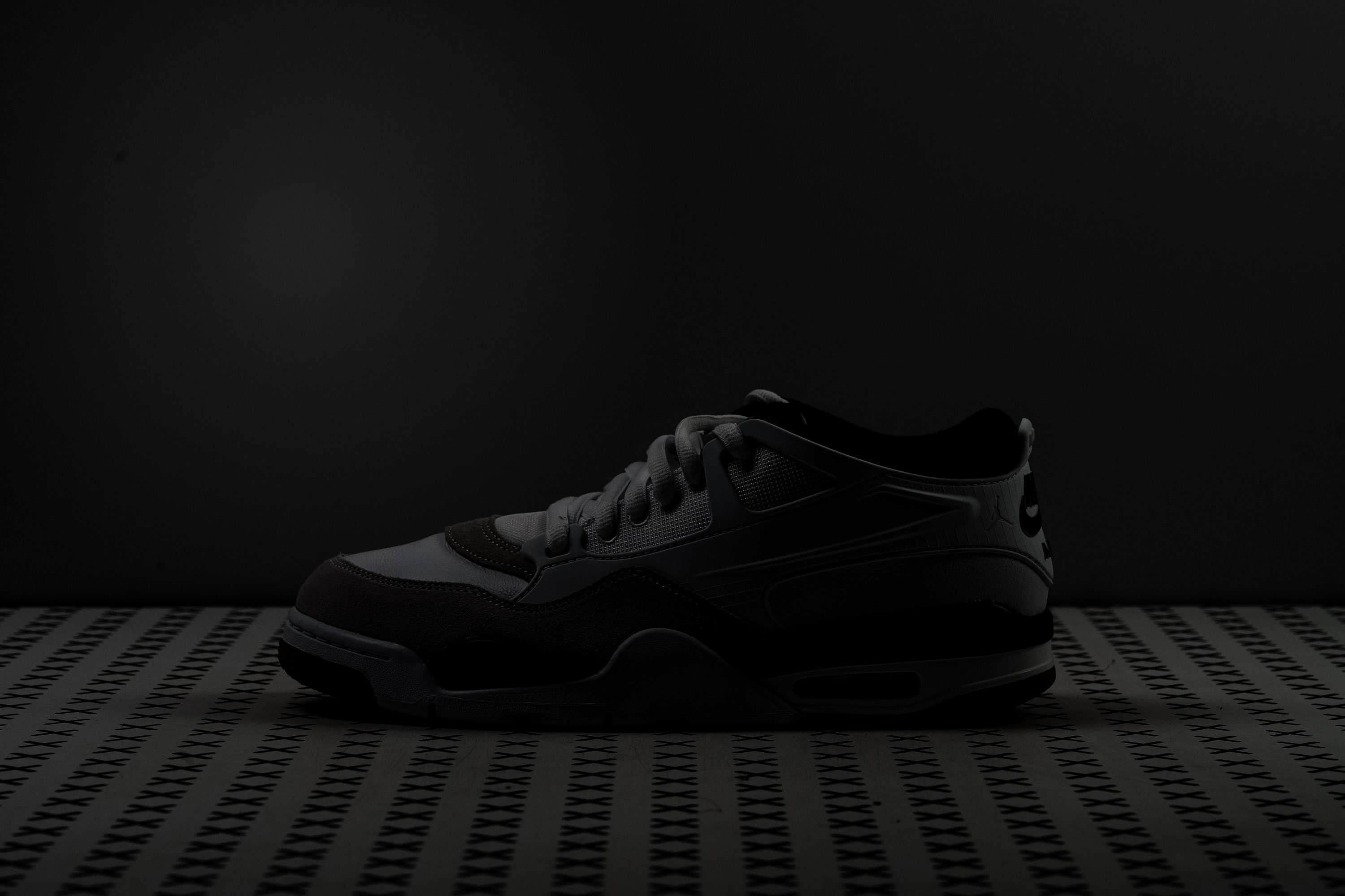 Air Jordan 4 RM Reflective elements