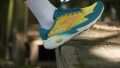 Brooks Catamount 4 curb