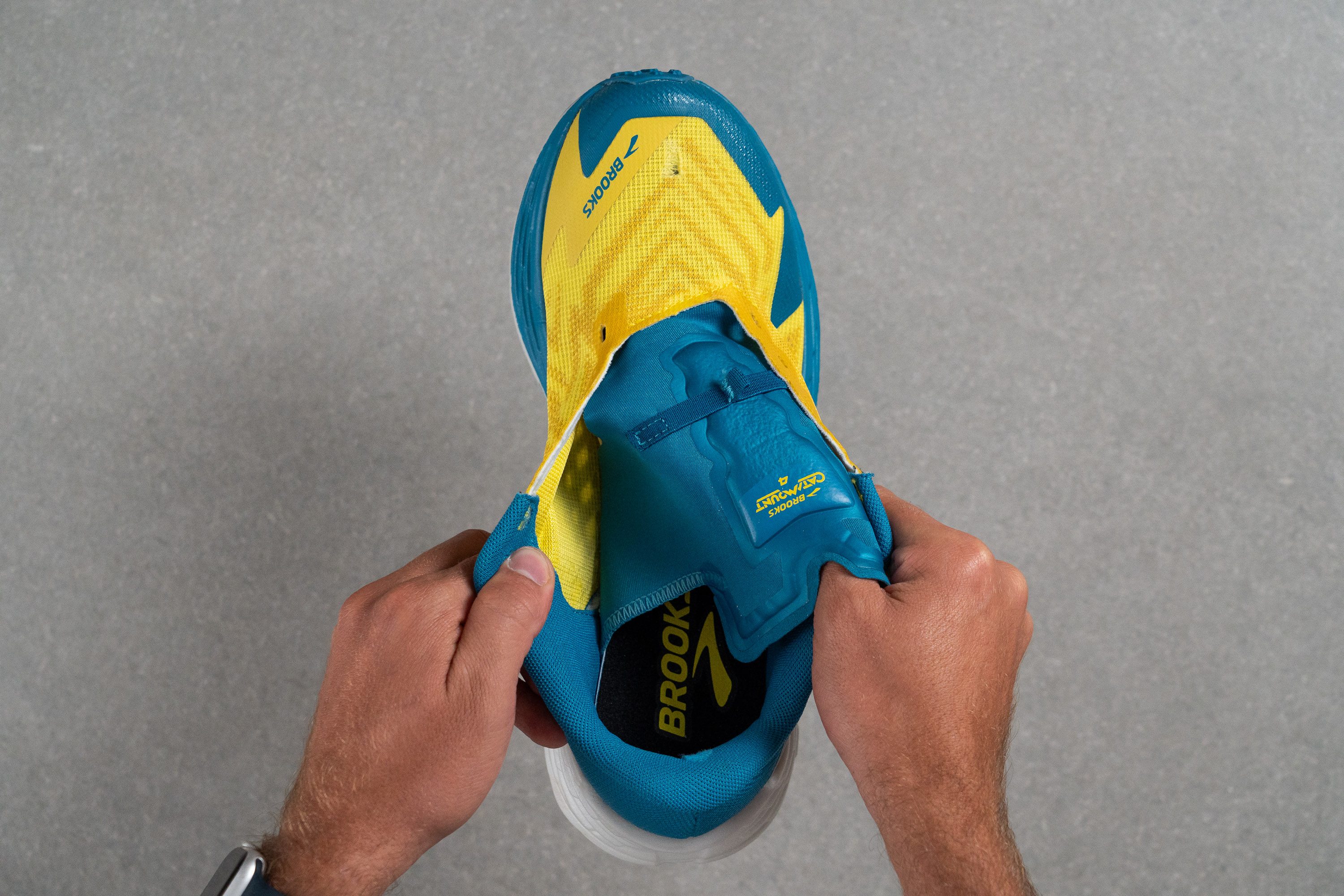 Brooks Catamount 4 Tongue: gusset type