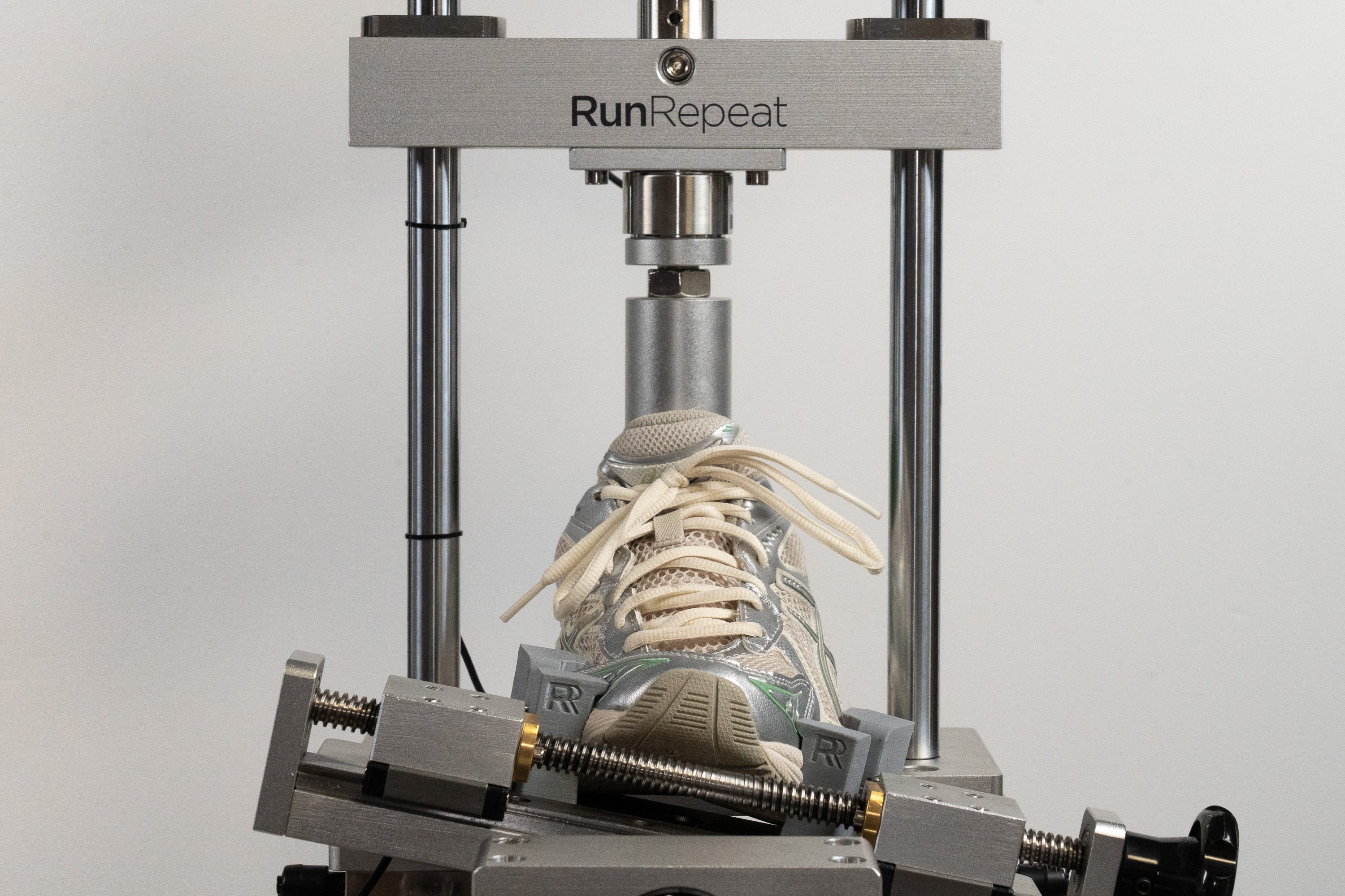 ASICS GT 2160 Torsional rigidity