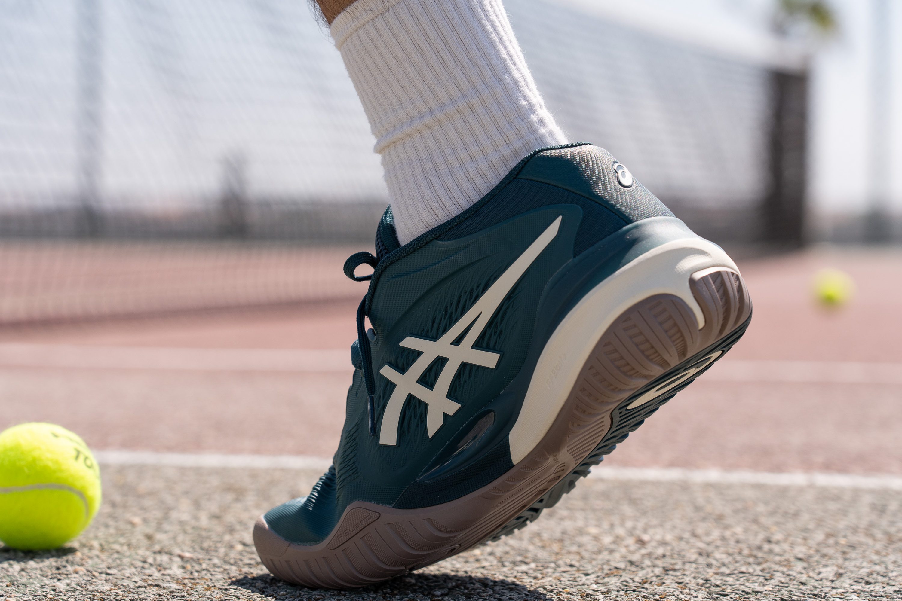 ASICS Gel Resolution X Heel tab