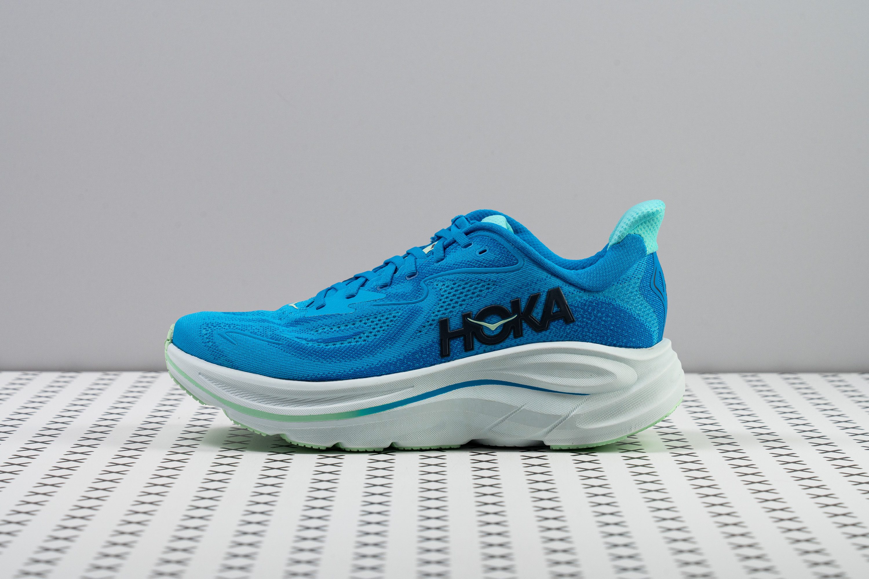 Hoka Clifton 10 side