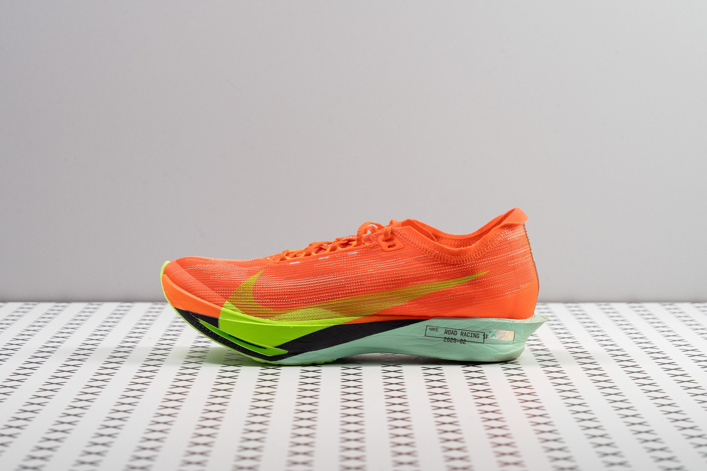 Nike Streakfly 2 shape