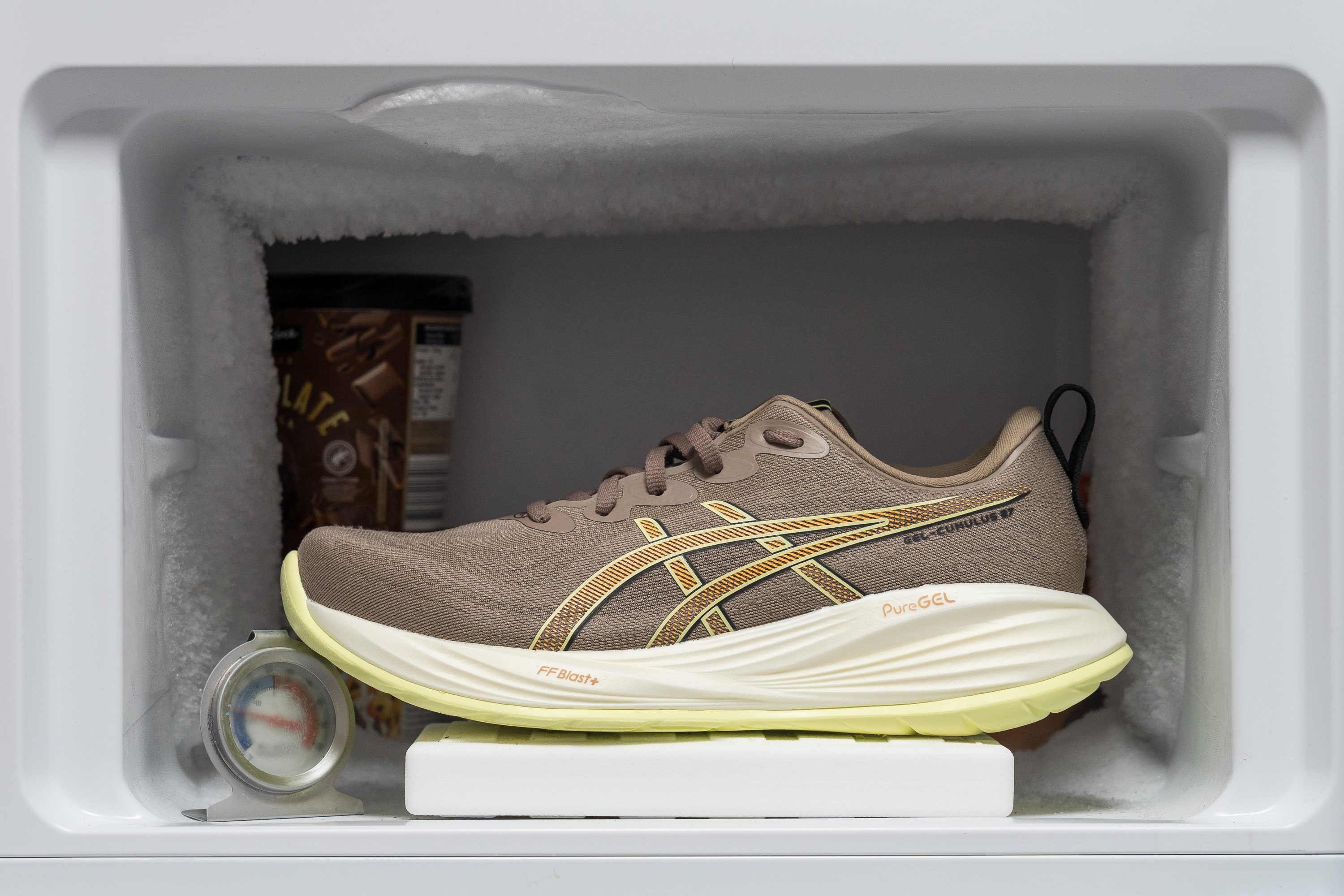 ASICS Corporation says ASICS Gel-Lyte III Bait Green Ring (%)