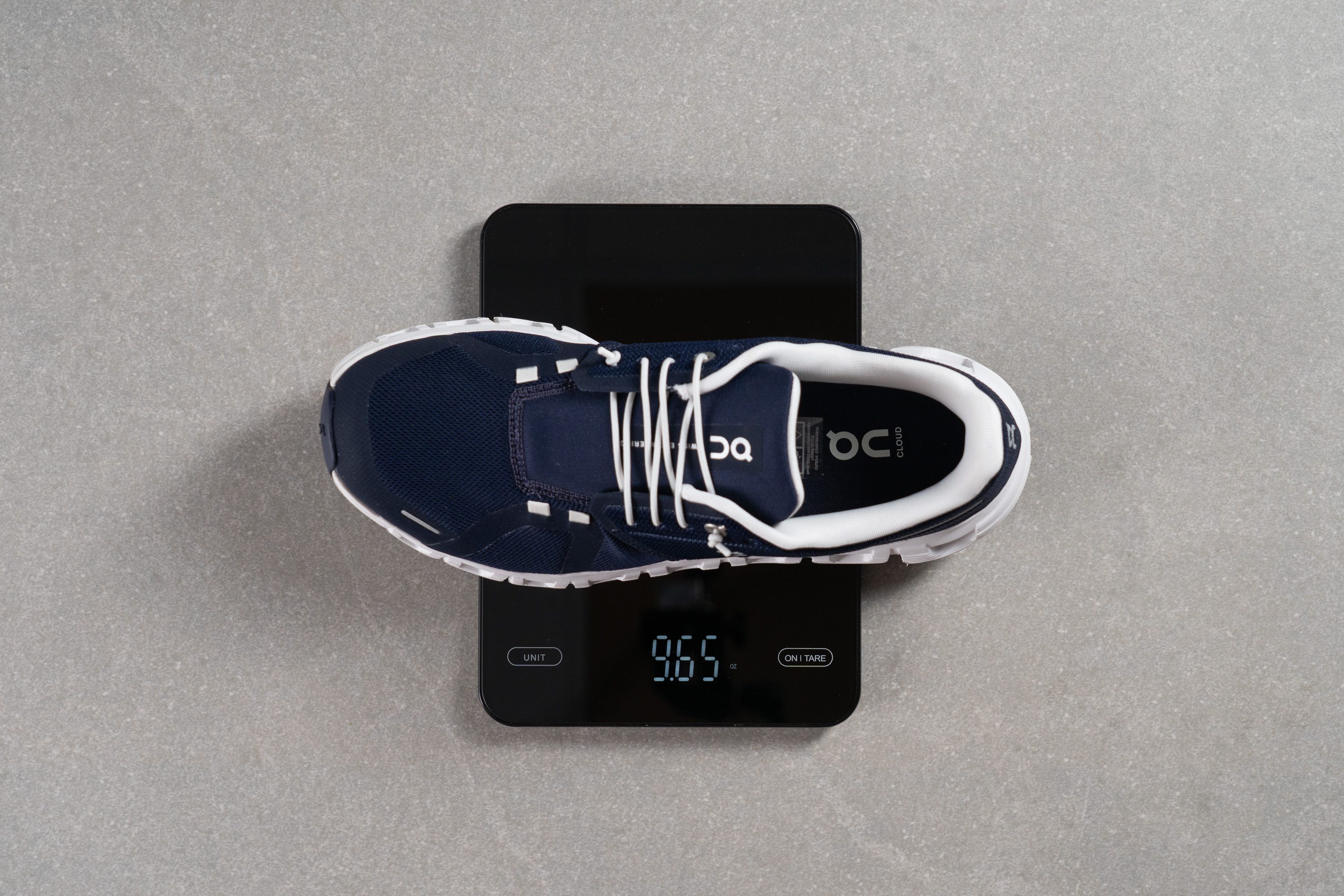 On Cloud 6 Weight