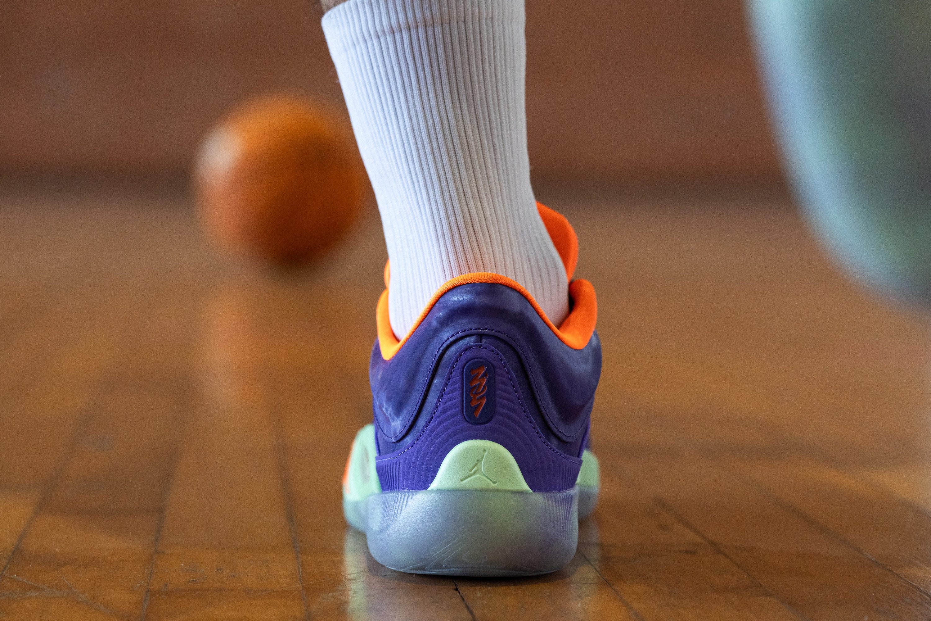 Jordan Zion 4 Heel tab