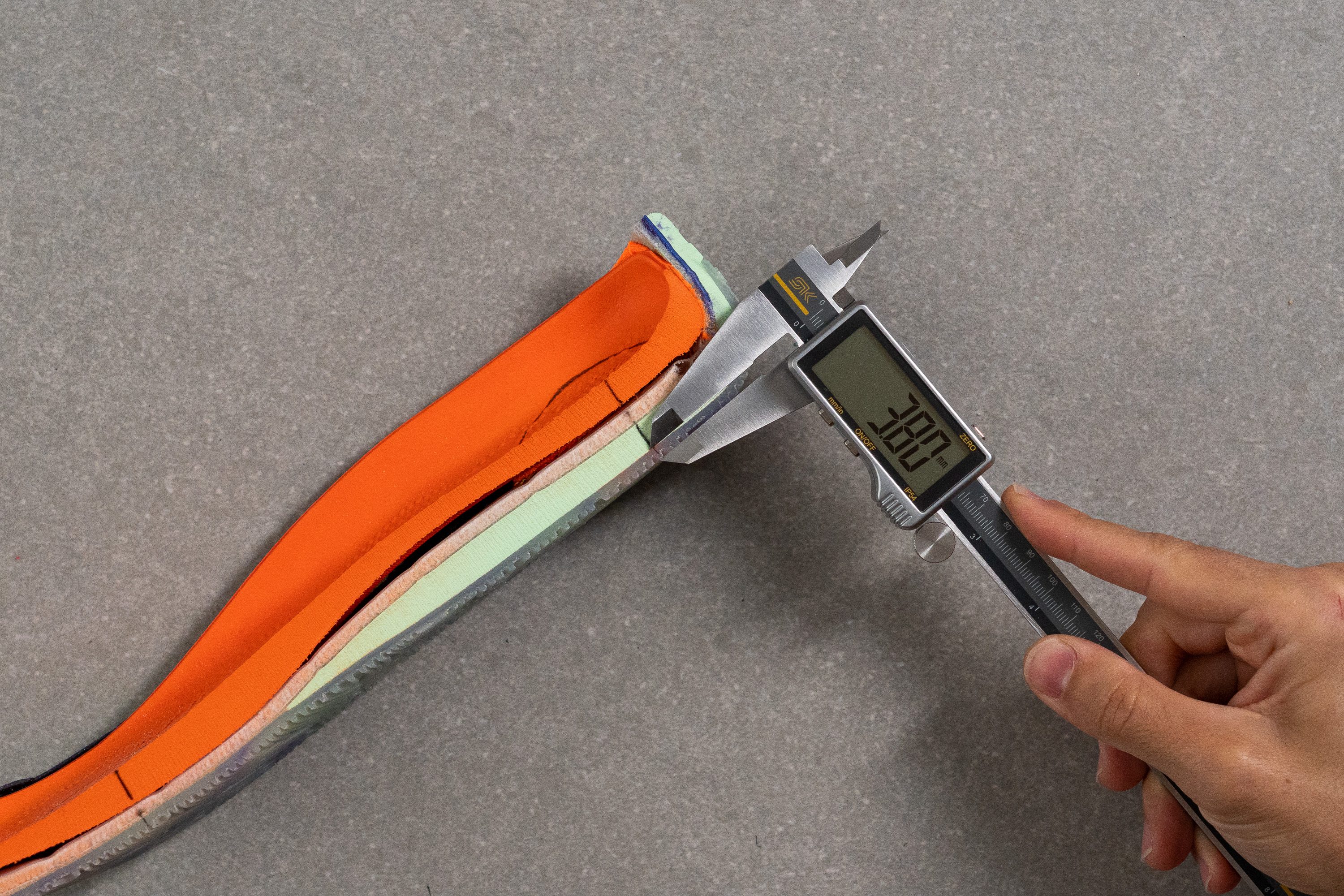 Jordan Zion 4 Outsole thickness