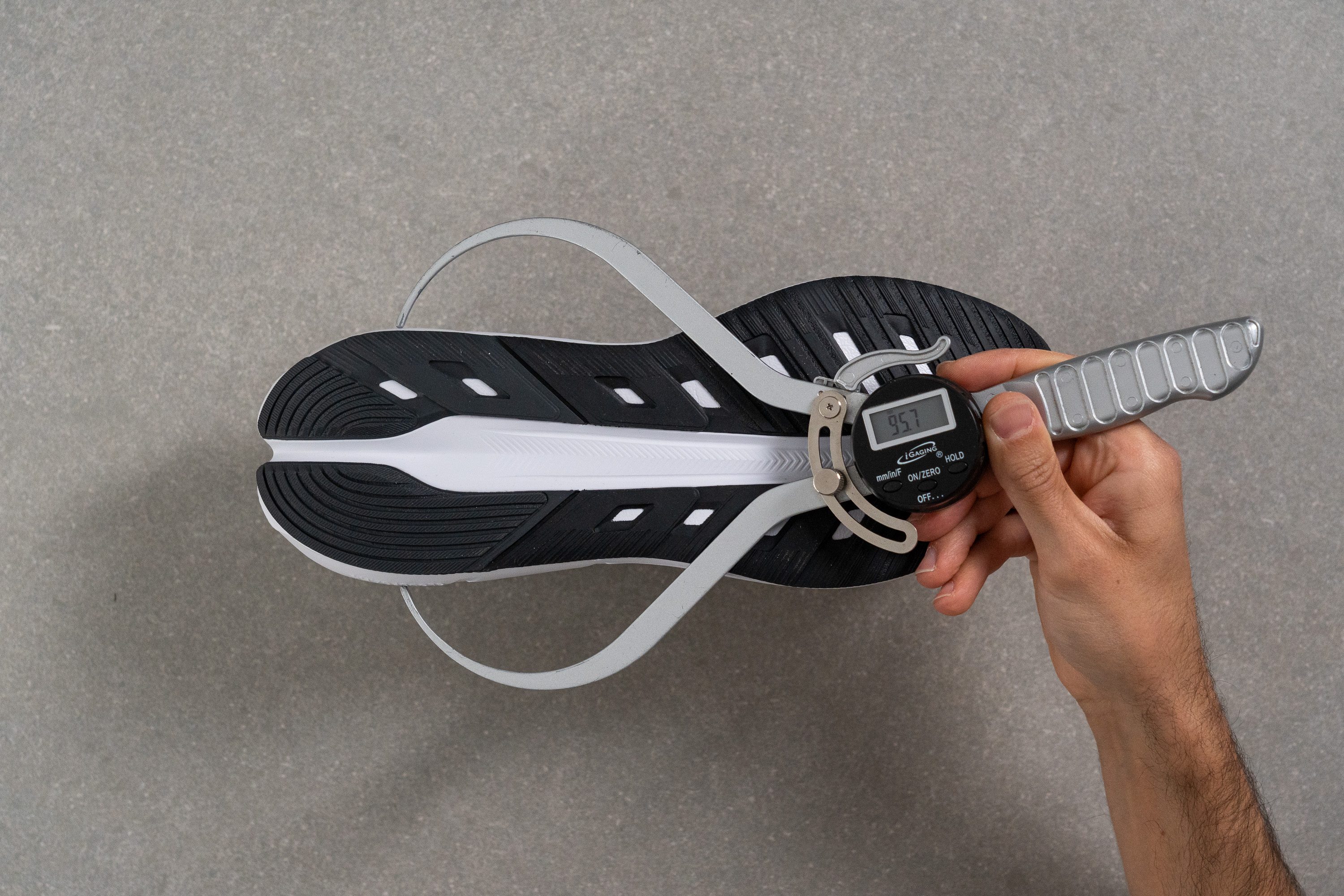 Adidas Questar 3 Midsole width - heel