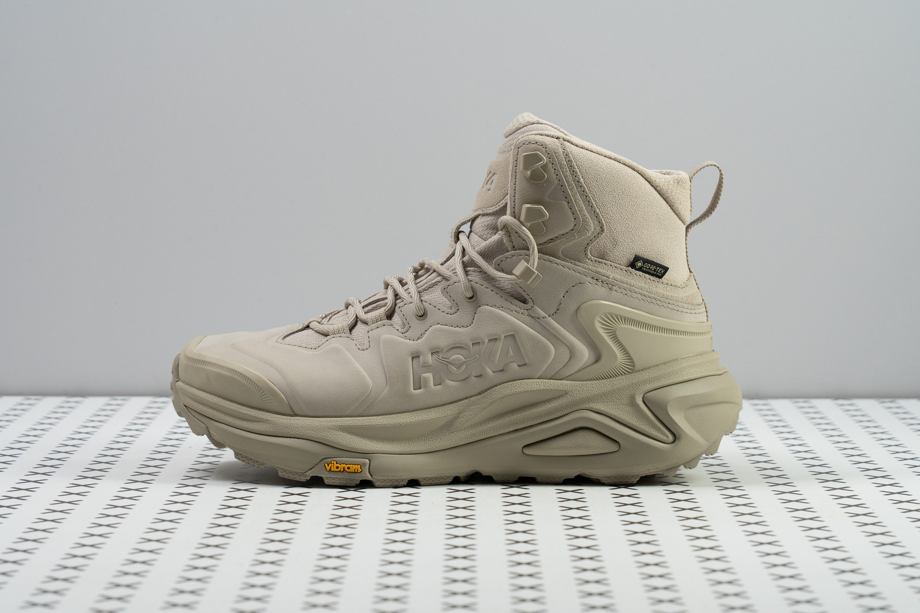 HOKA Kaha 3 GTX design