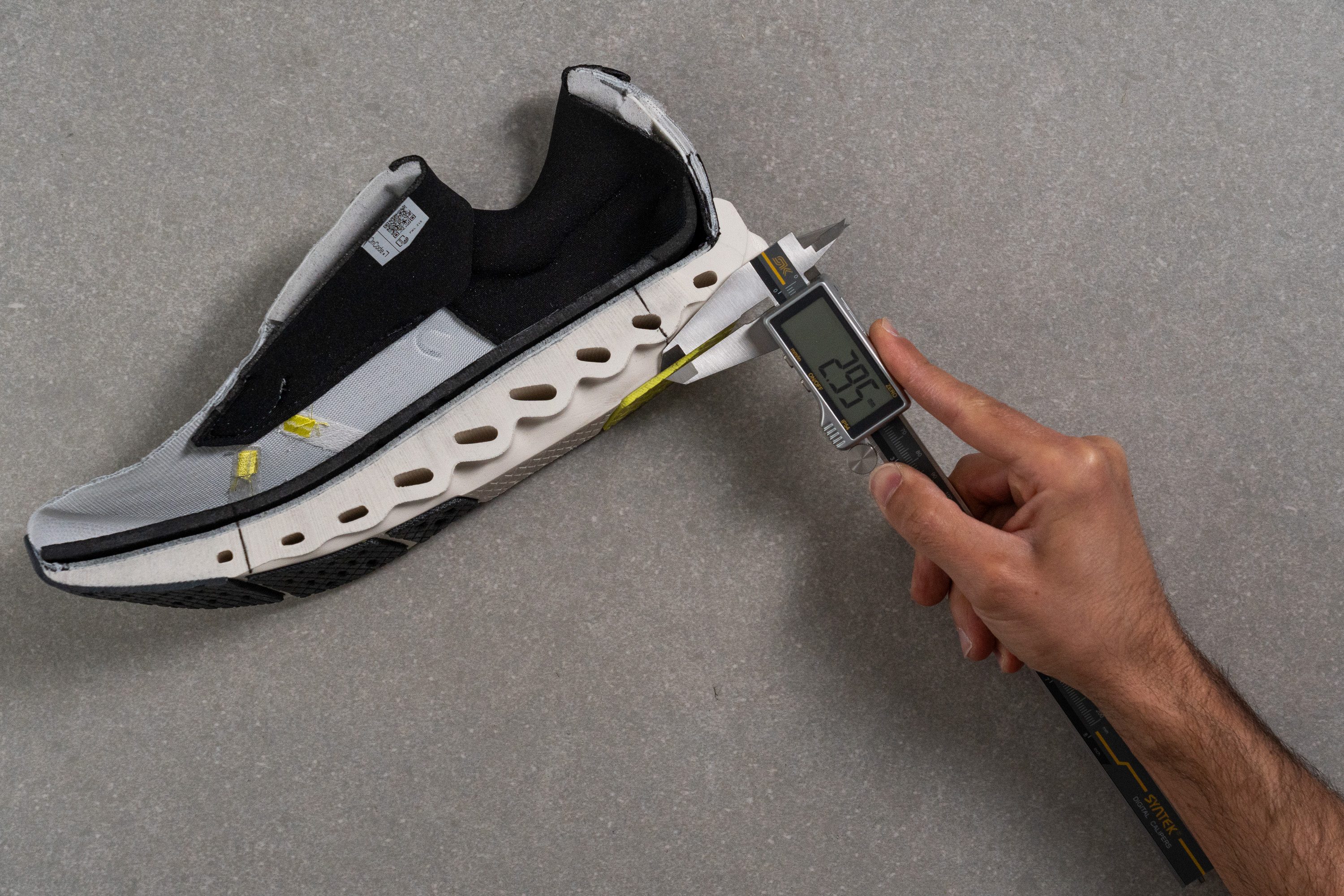 On Cloudsurfer 2 Outsole thickness