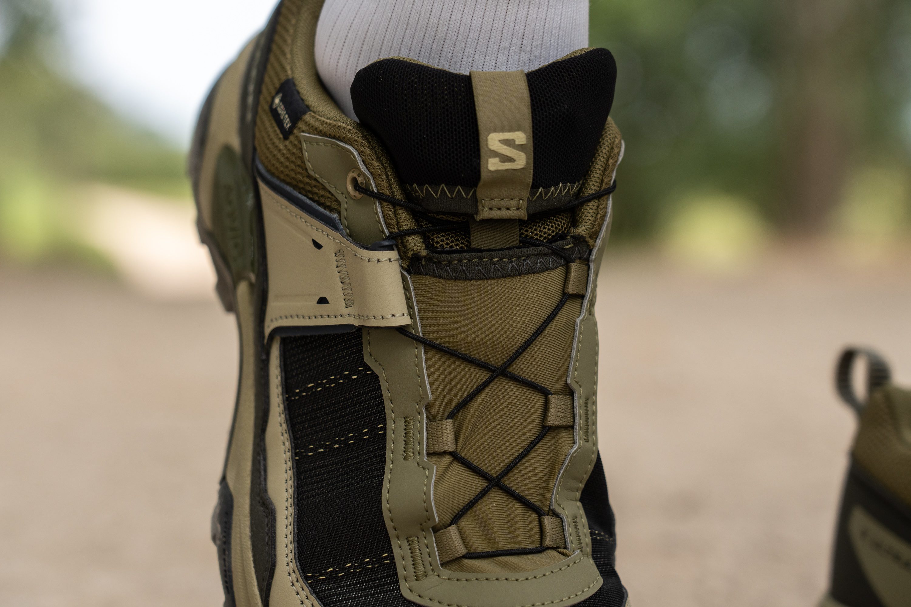 Salomon X Ultra 5 GTX lacing