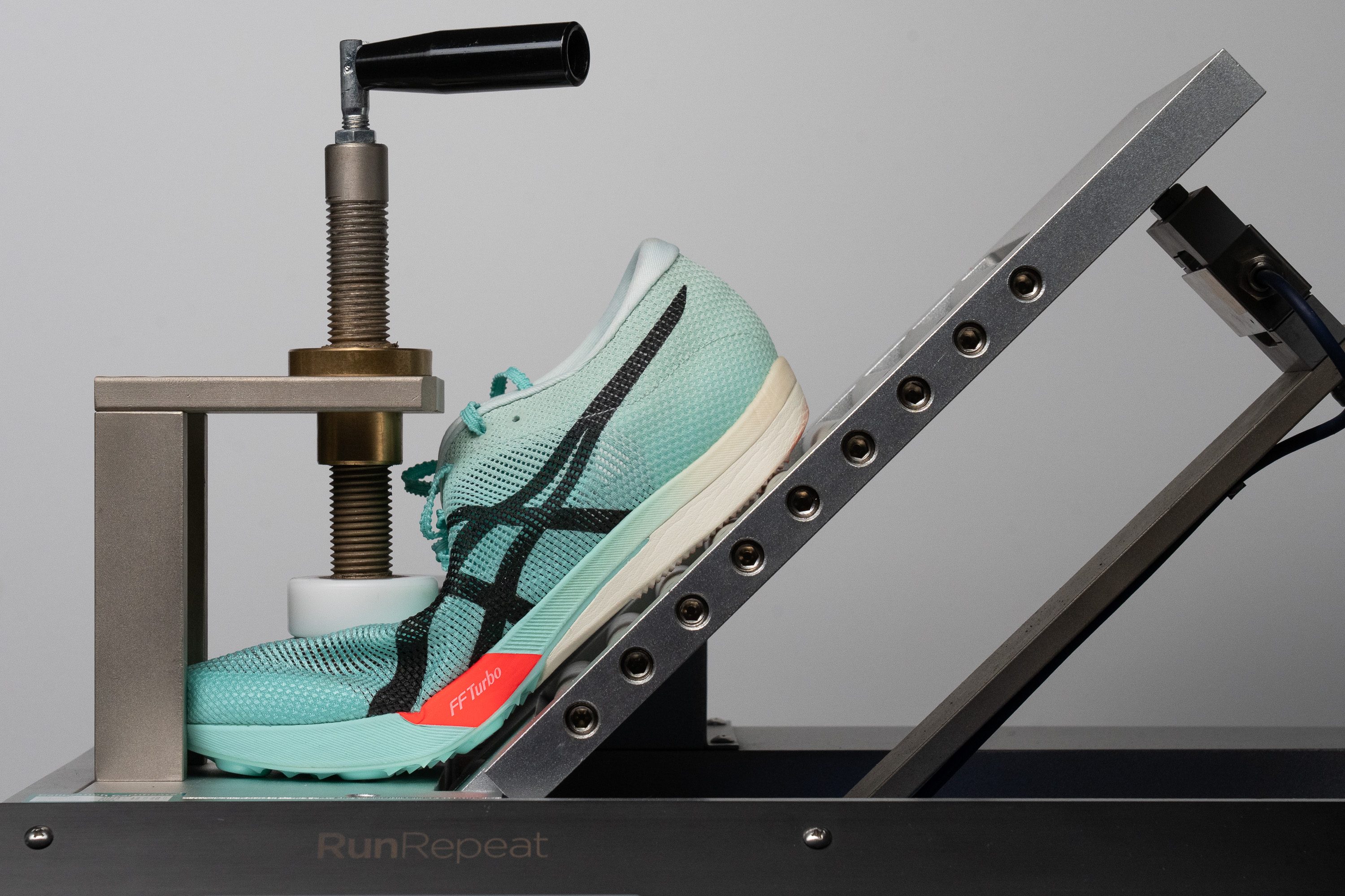 ASICS Metaspeed LD 2 Flexibility / Stiffness