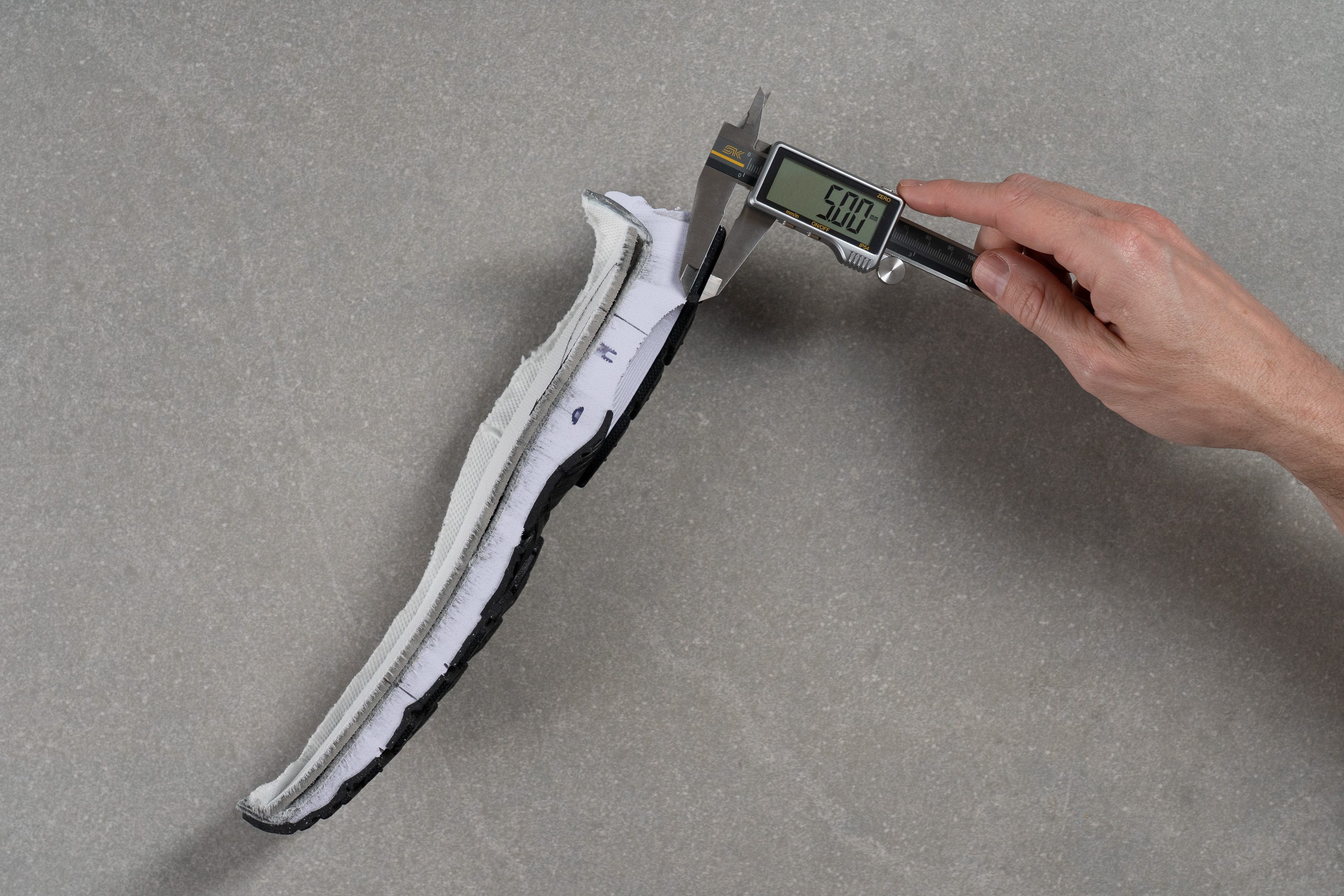 Nike V5 RNR Outsole thickness