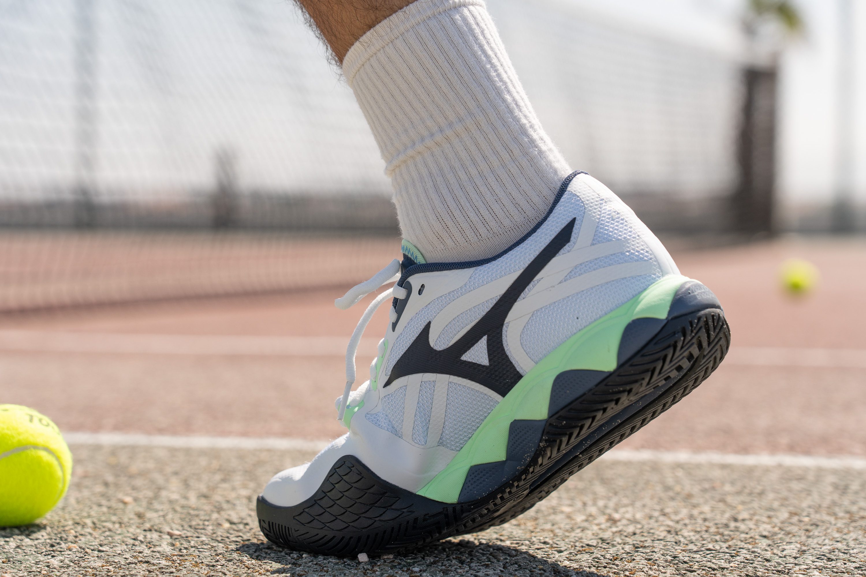 Mizuno Wave Enforce Tour 2 Heel tab