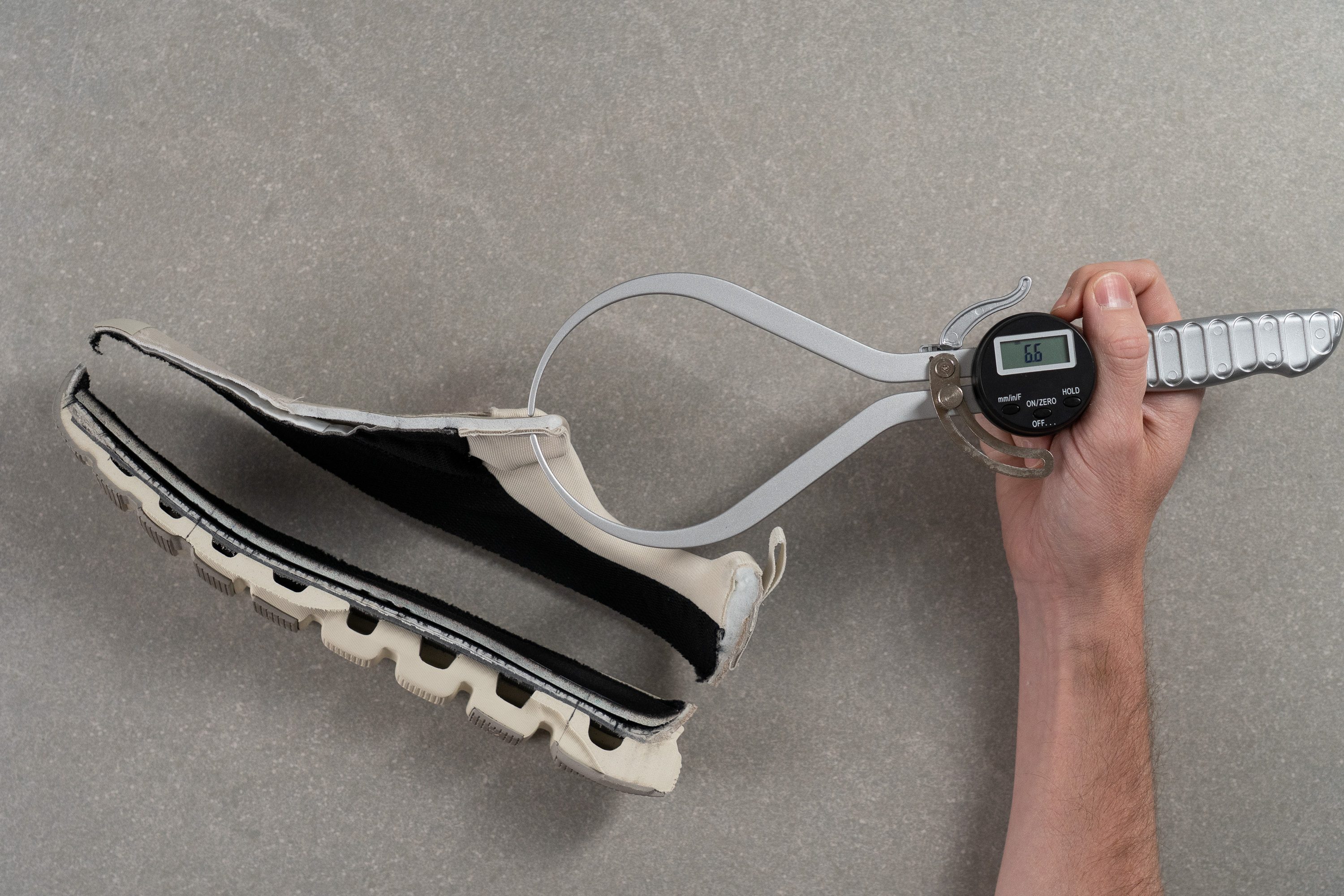 On Cloud 6 Waterproof Tongue padding