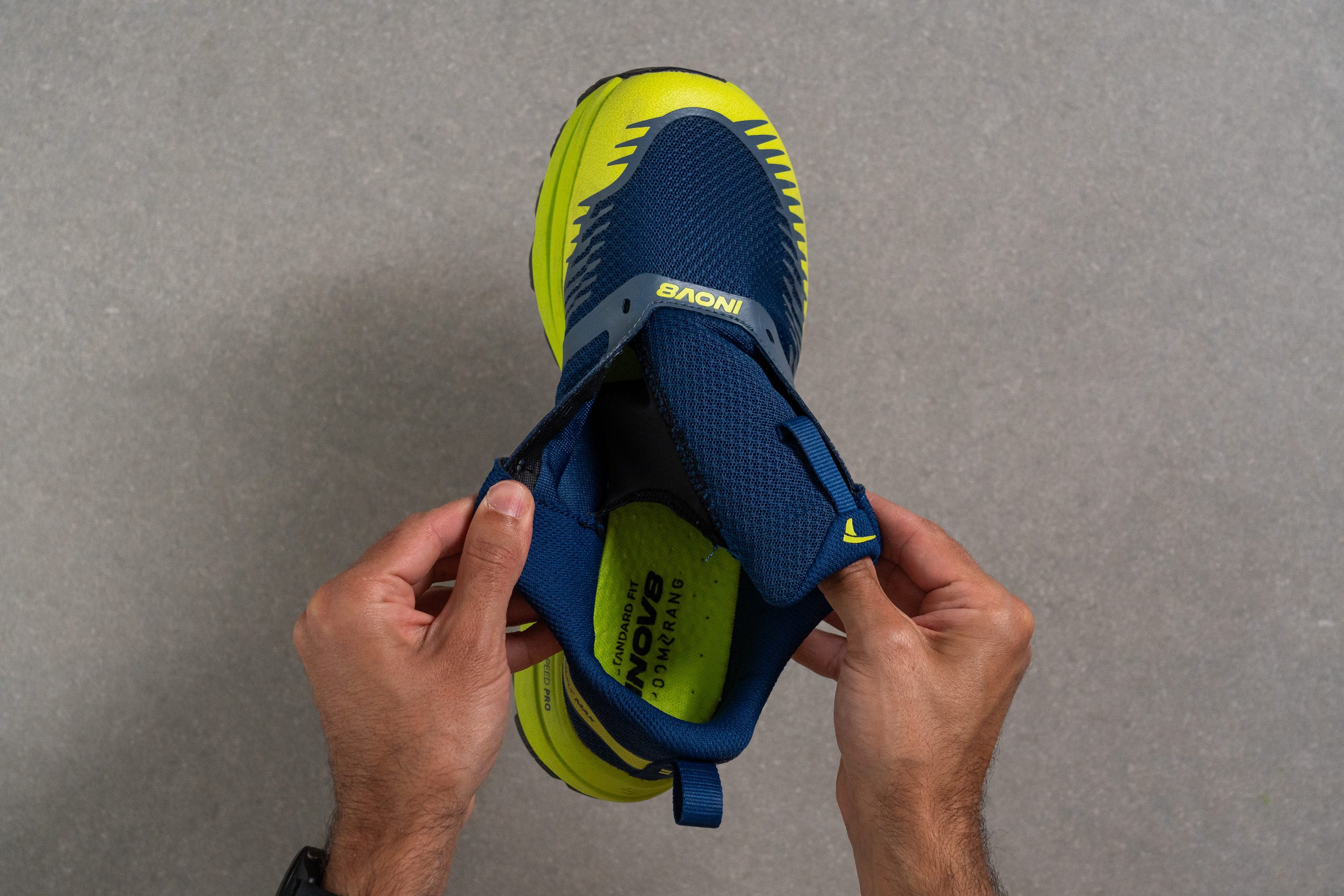 Inov8 Trailfly Max Tongue: gusset type