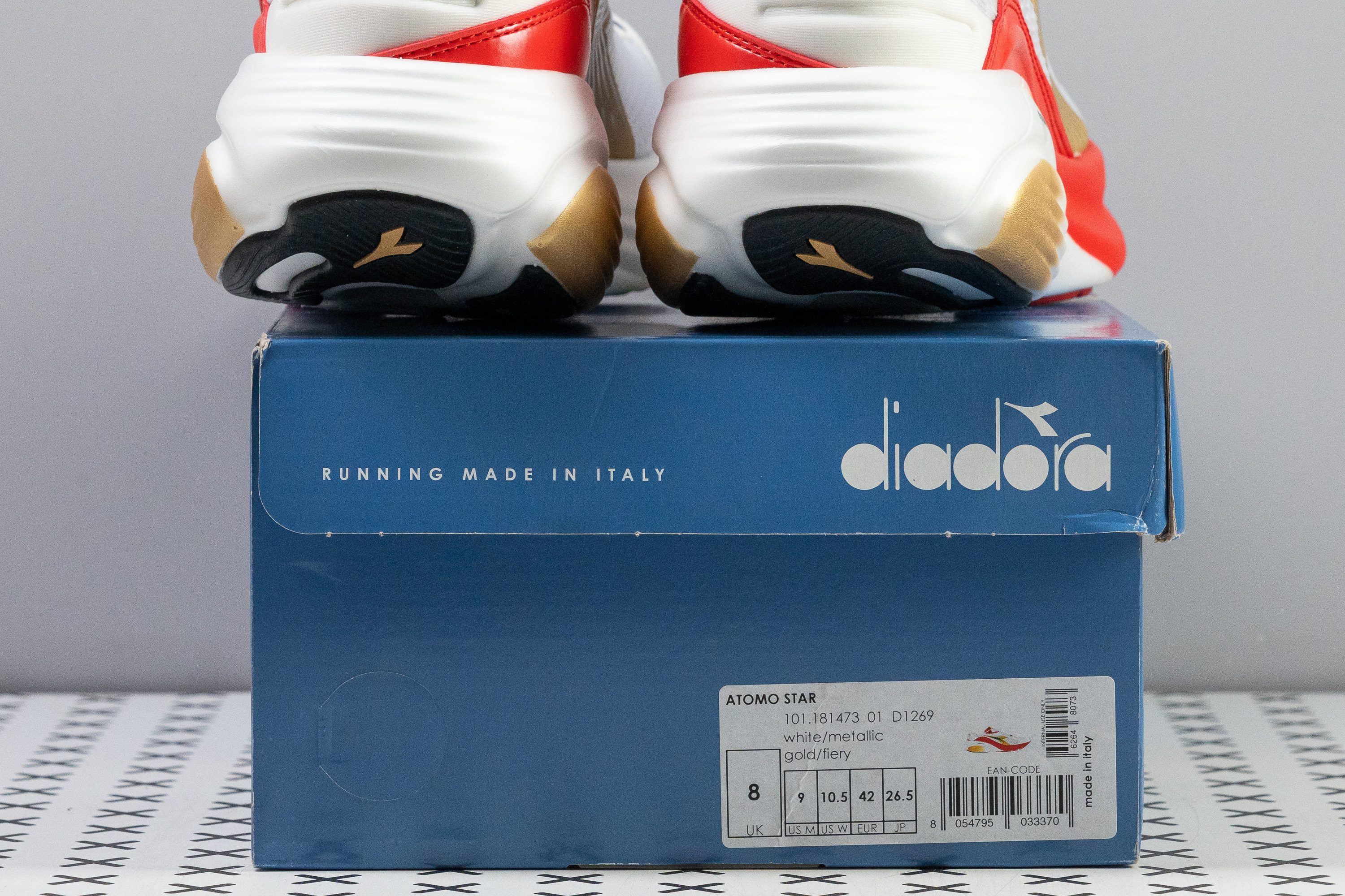 Diadora Atomo Star Price box